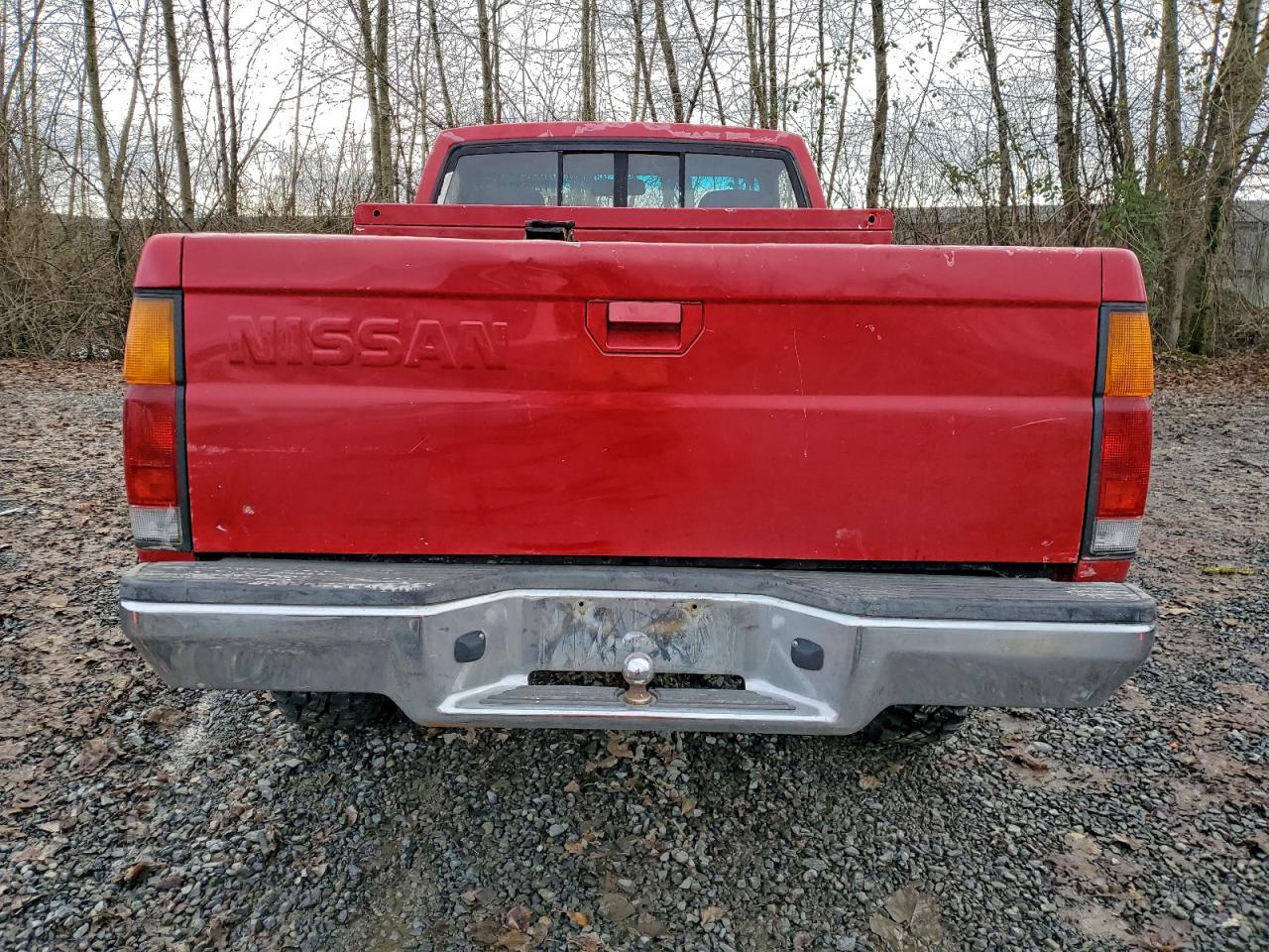 1988 Nissan D21 Short Bed Red vin: 1N6ND11Y7JC333409