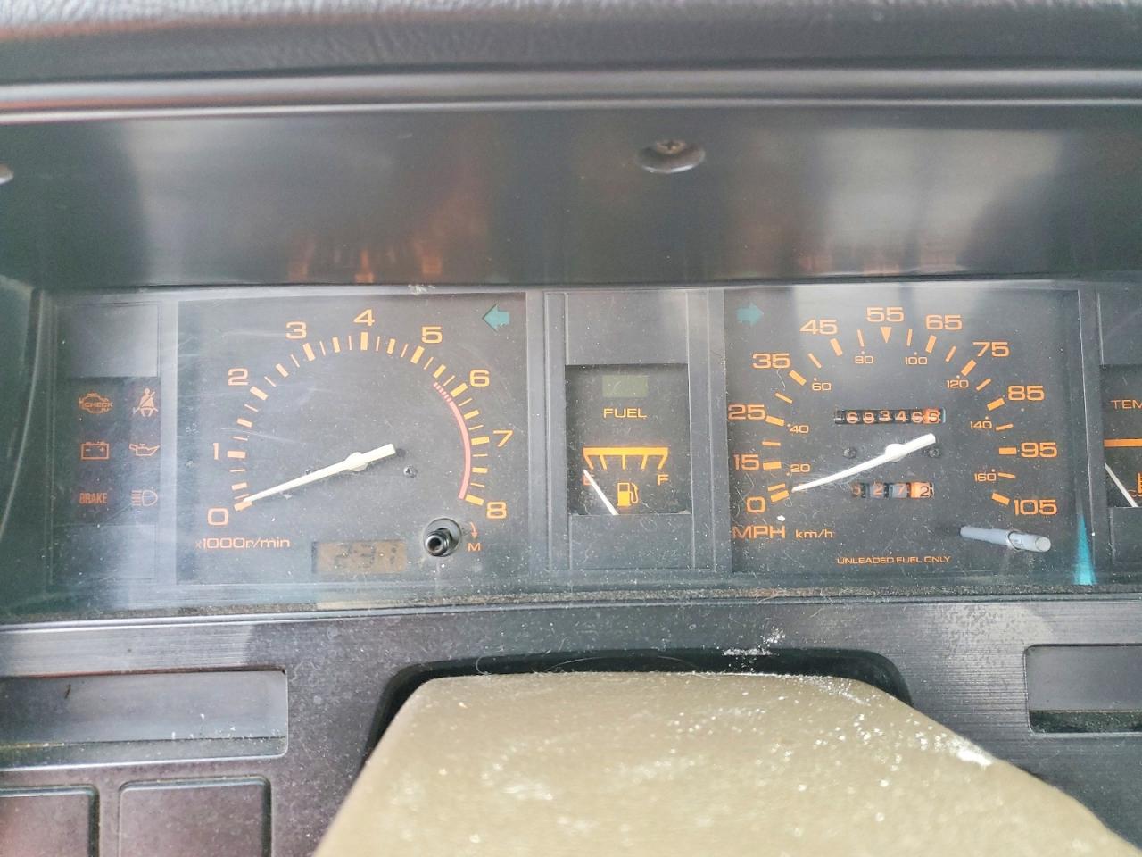 1988 Nissan D21 Short Bed Red vin: 1N6ND11Y7JC333409