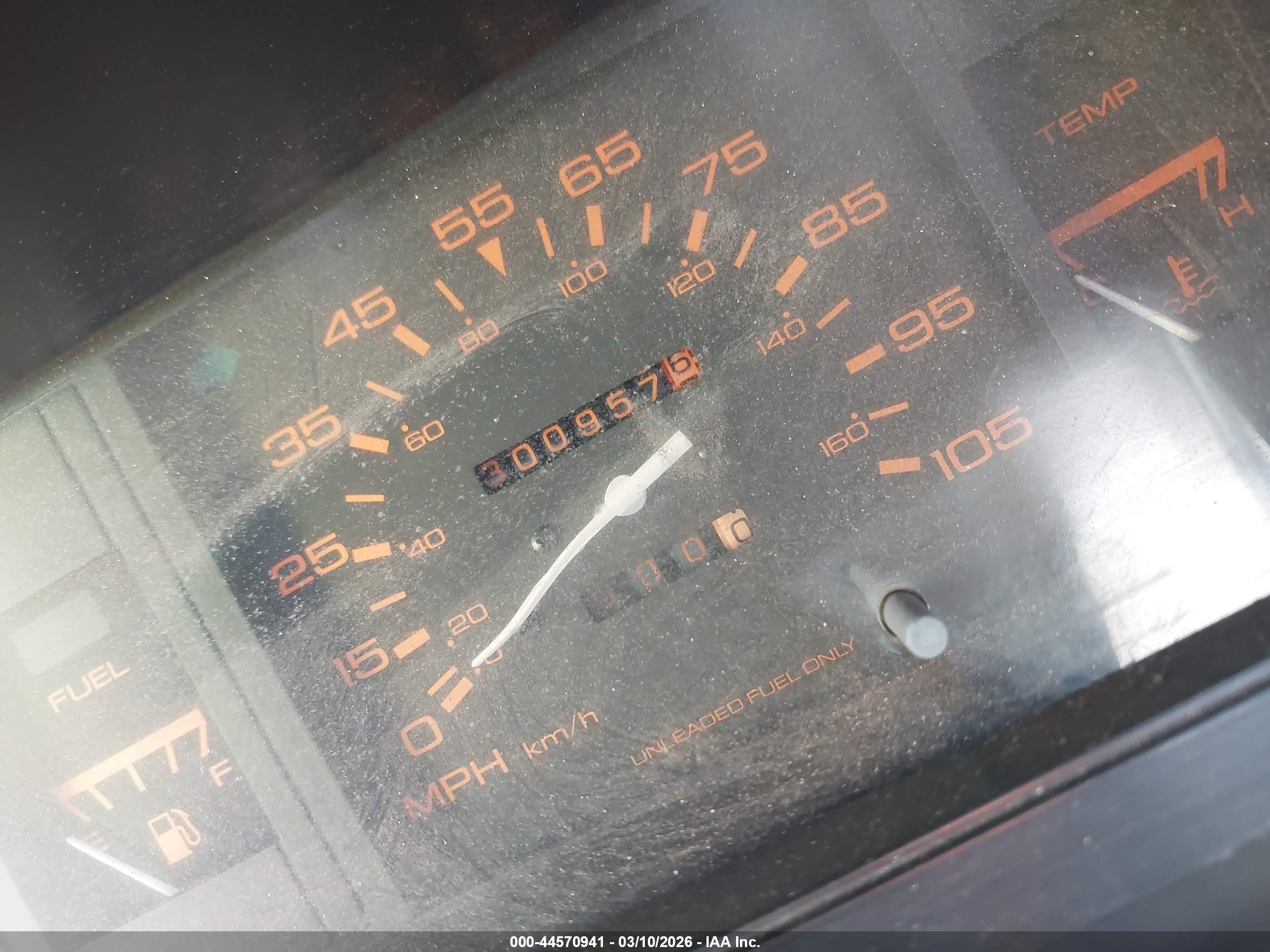 1987 Nissan D21 King Cab Silver vin: 1N6ND16S2HC374352