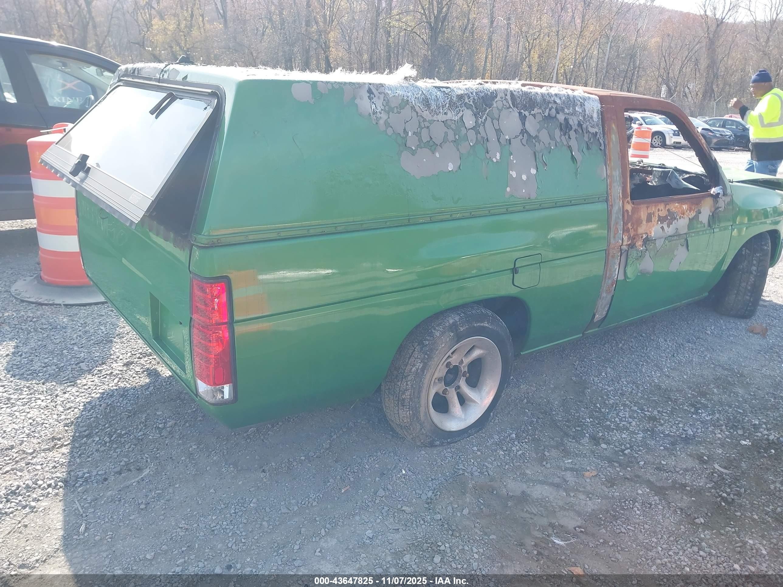 1991 Nissan Truck Short Wheelbase Green vin: 1N6SD11S0MC305566