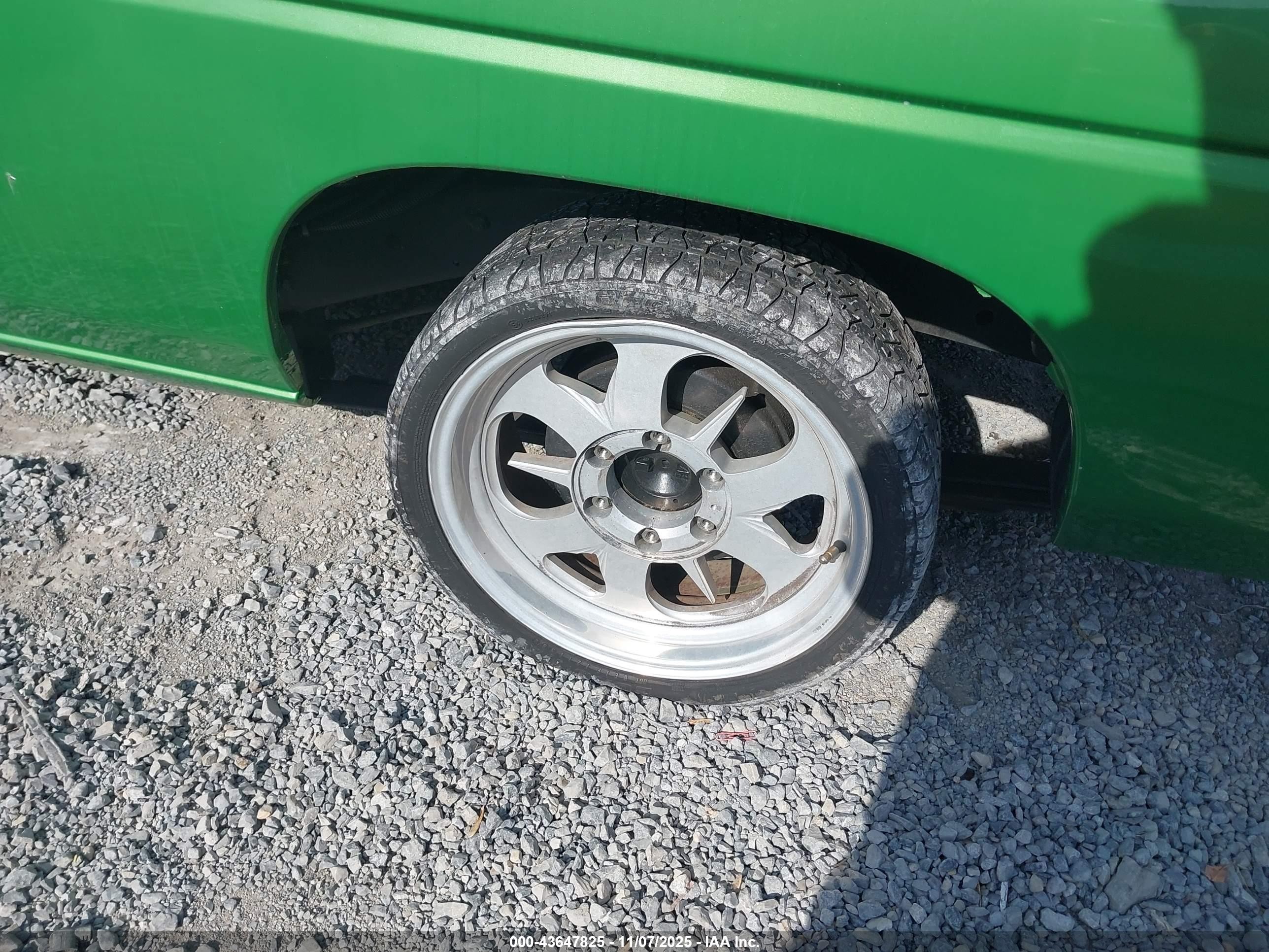 1991 Nissan Truck Short Wheelbase Green vin: 1N6SD11S0MC305566