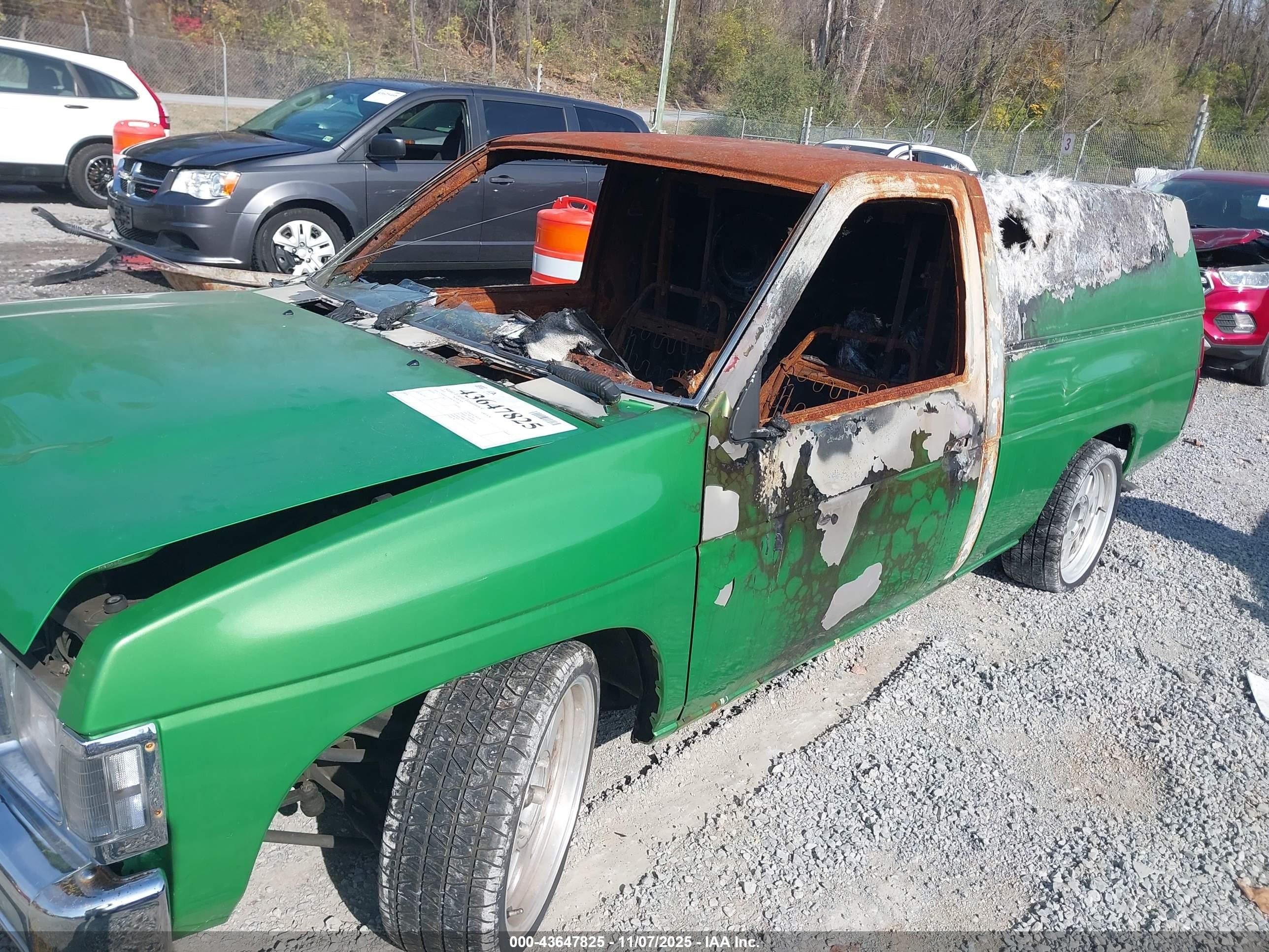 1991 Nissan Truck Short Wheelbase Green vin: 1N6SD11S0MC305566