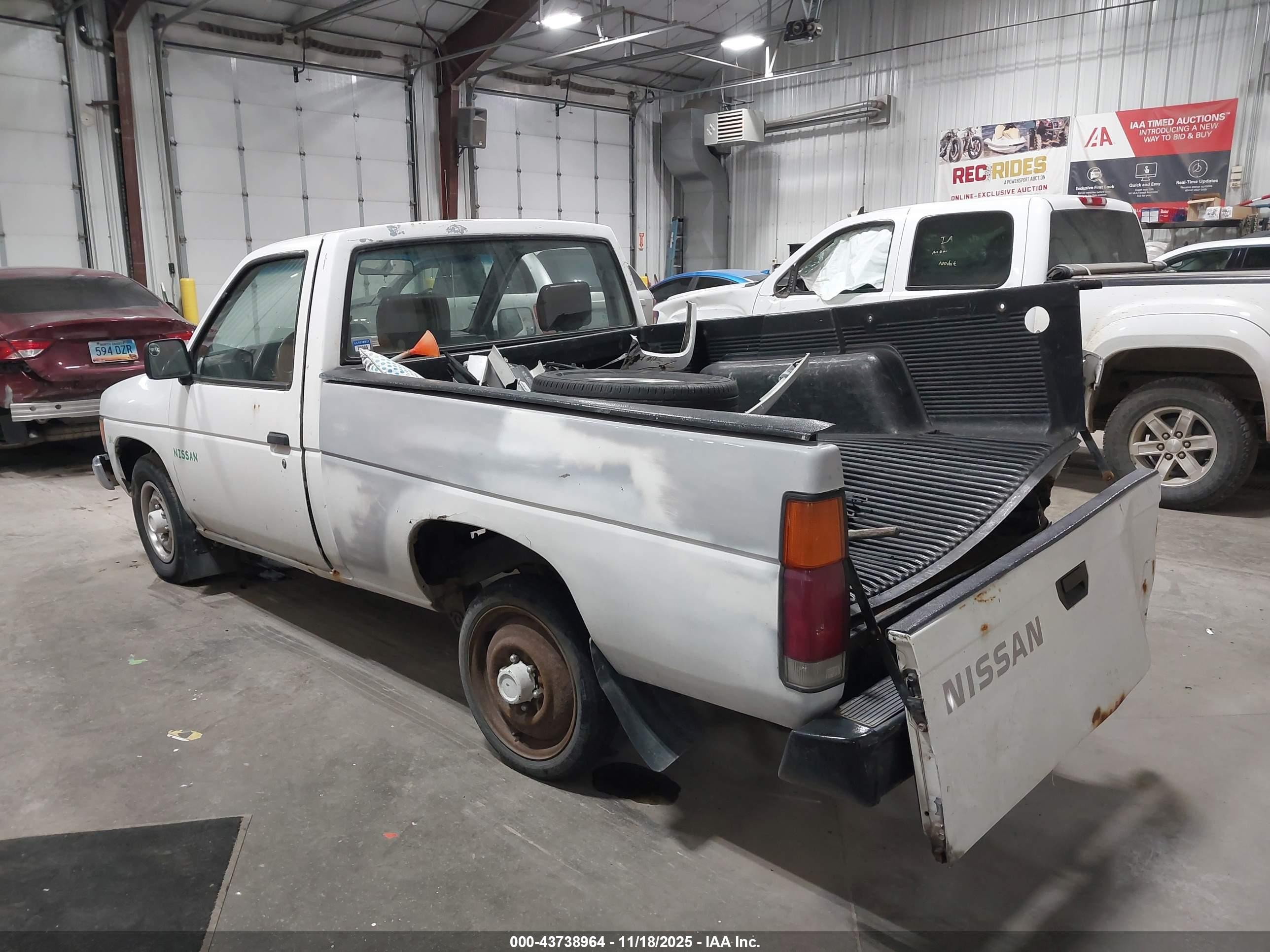 1991 Nissan Truck Short Wheelbase White vin: 1N6SD11S0MC376198