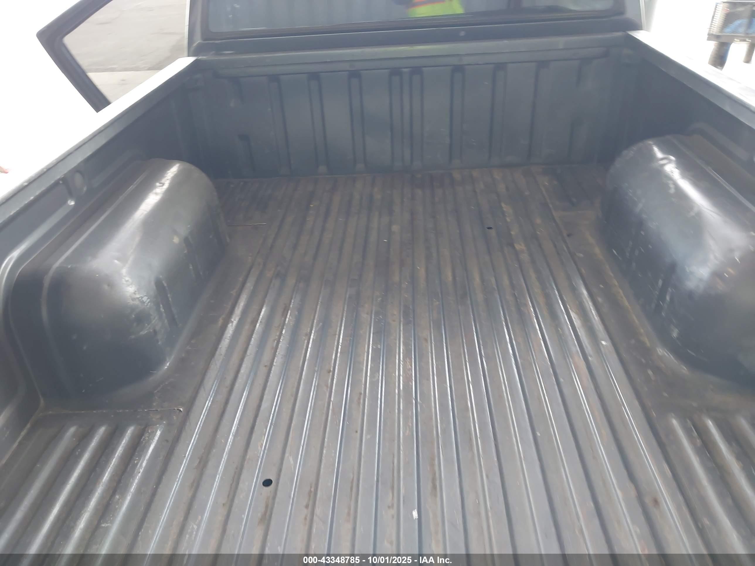 1991 Nissan Truck Short Wheelbase Gray vin: 1N6SD11S0MC381014