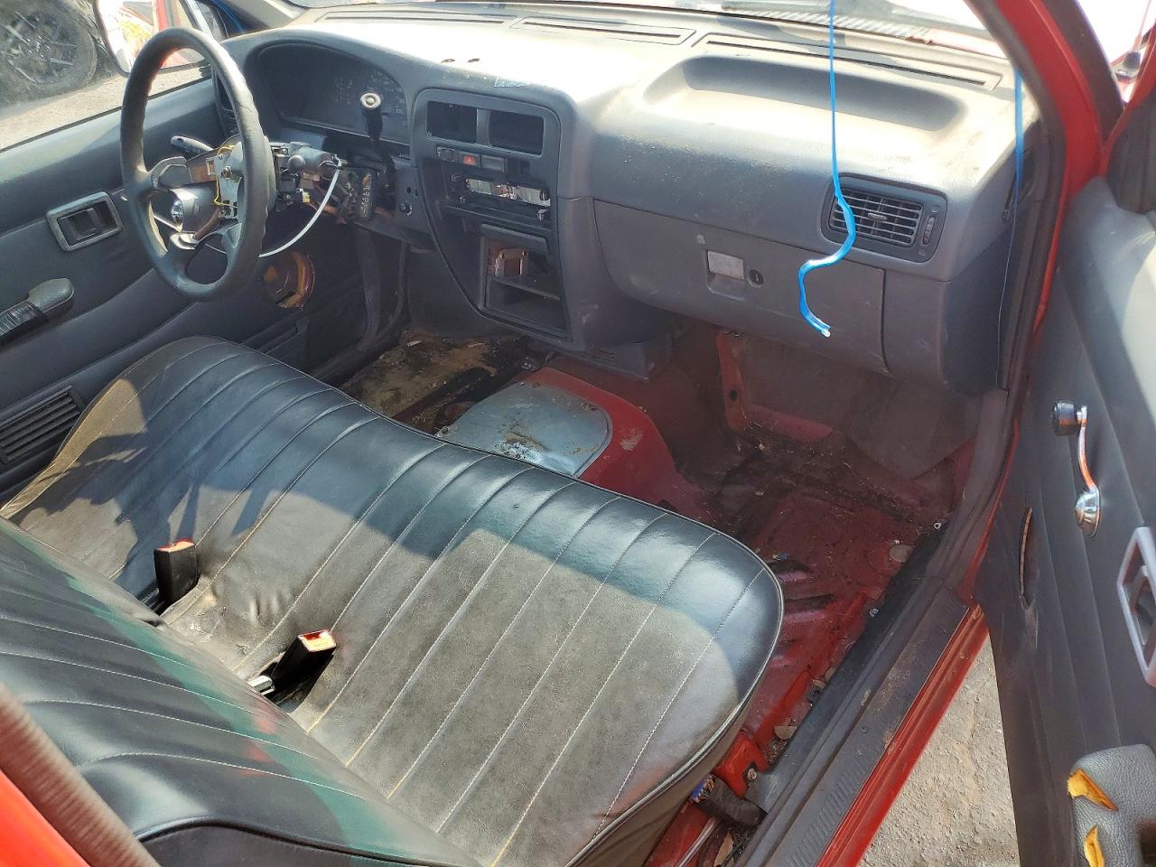 1994 Nissan Truck Base Красный vin: 1N6SD11S0RC309429