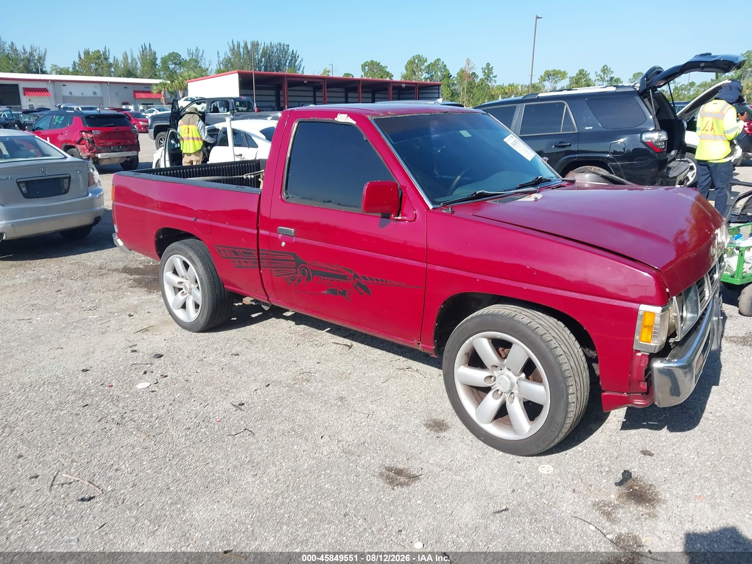 1997 Nissan 4x2 Truck Xe Red vin: 1N6SD11S0VC356423