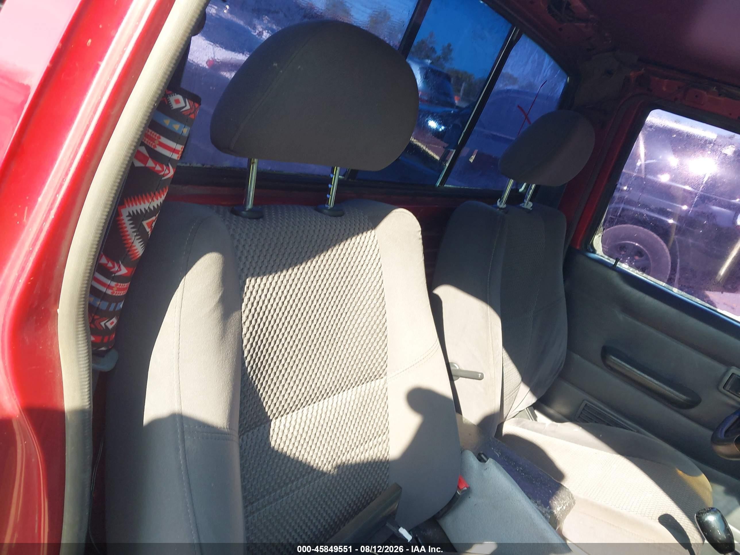 1997 Nissan 4x2 Truck Xe Red vin: 1N6SD11S0VC356423