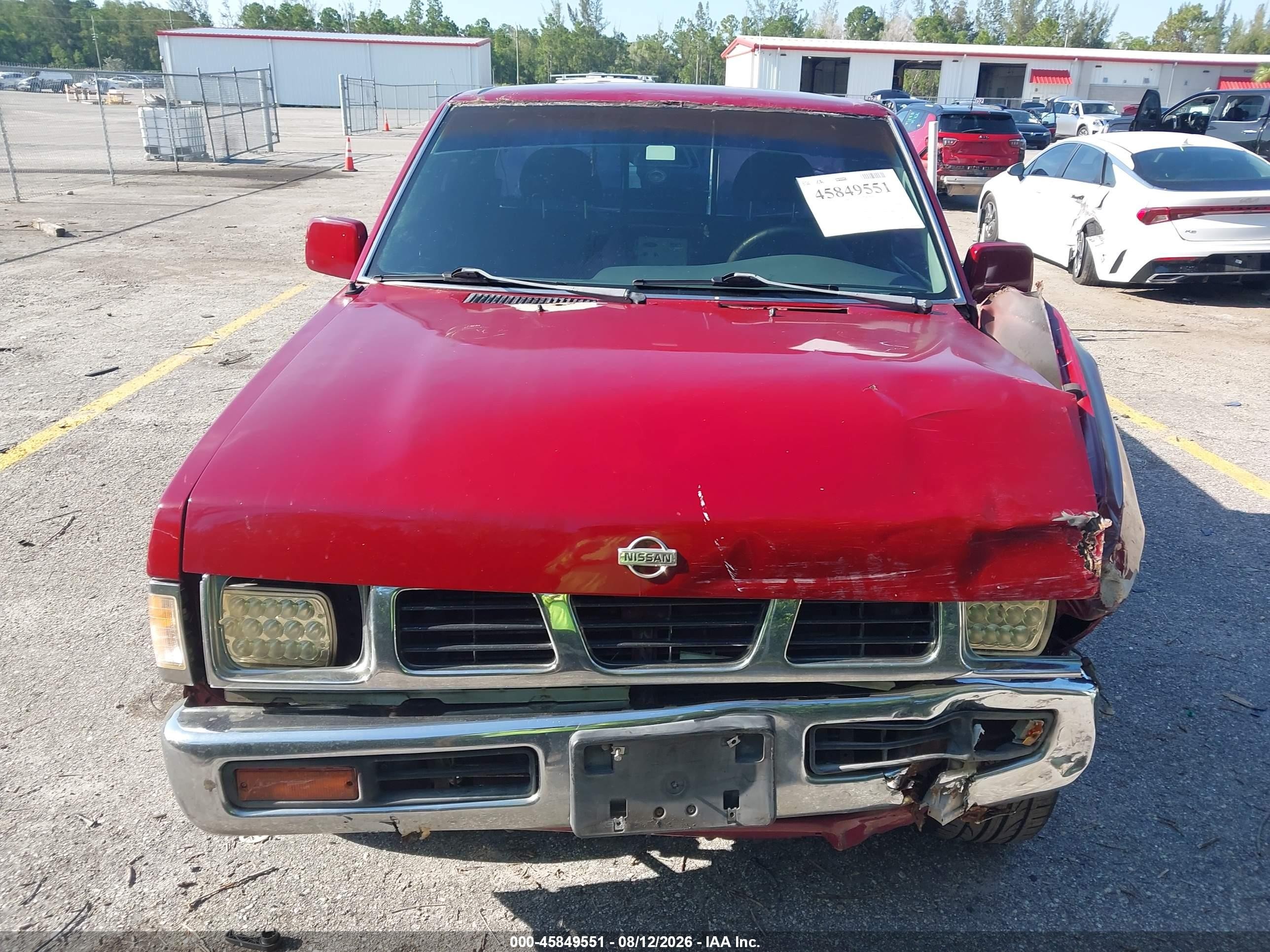 1997 Nissan 4x2 Truck Xe Red vin: 1N6SD11S0VC356423