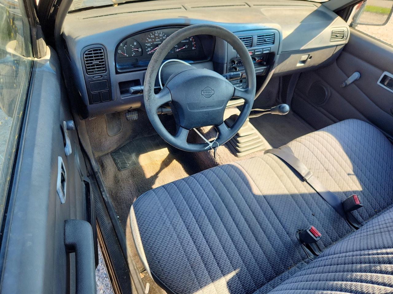 1997 Nissan Truck Black vin: 1N6SD11S0VC415454