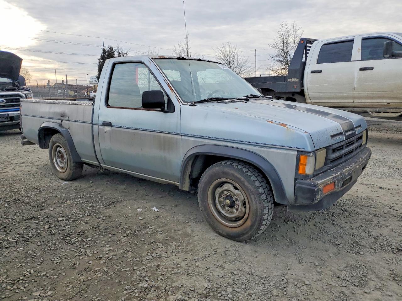 1991 Nissan Truck Short Wheelbase Silver vin: 1N6SD11S1MC367865