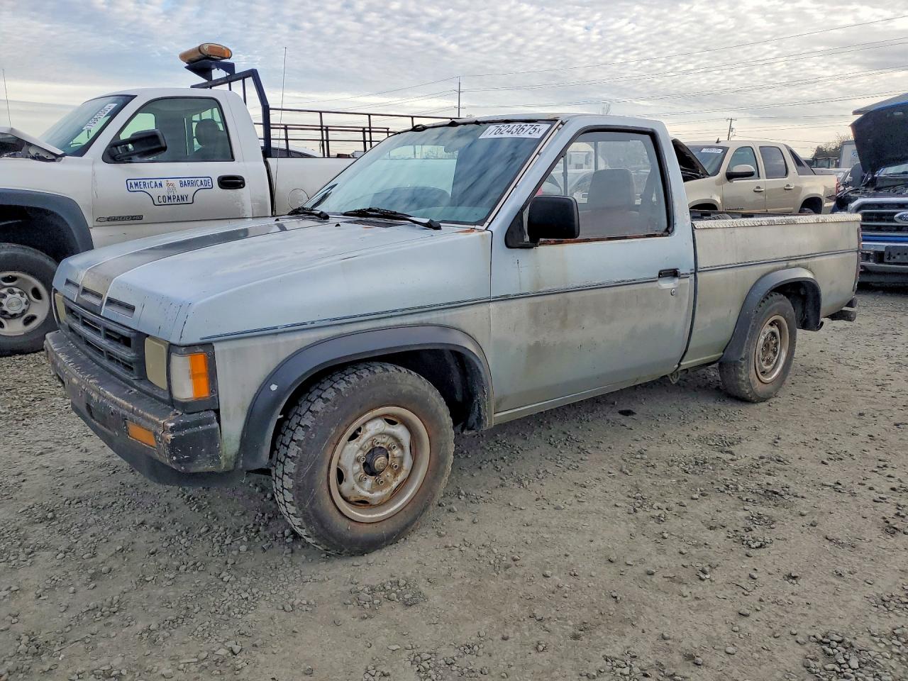 1991 Nissan Truck Short Wheelbase Silver vin: 1N6SD11S1MC367865
