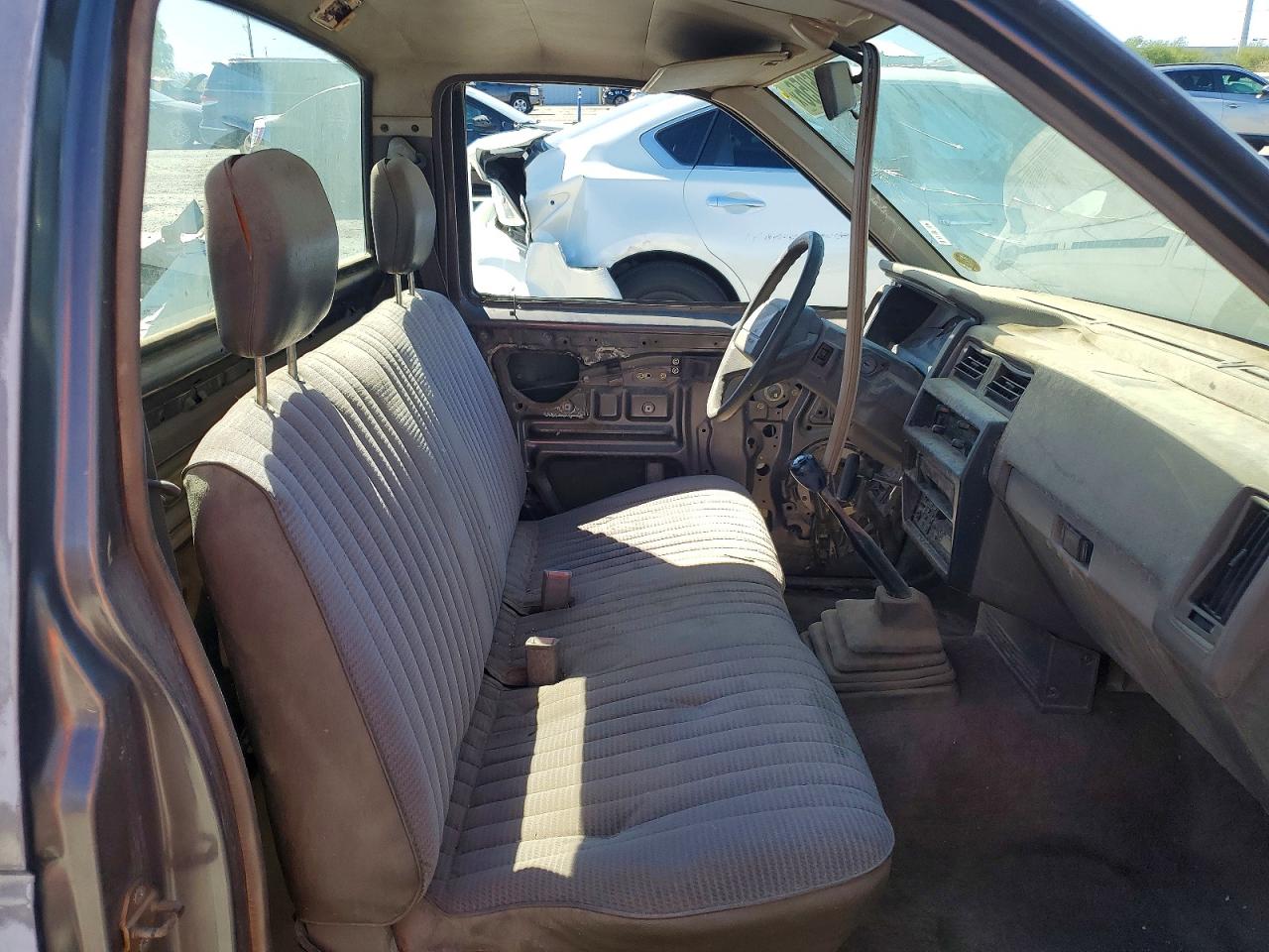 1992 Nissan Truck Base Gray vin: 1N6SD11S1NC338755