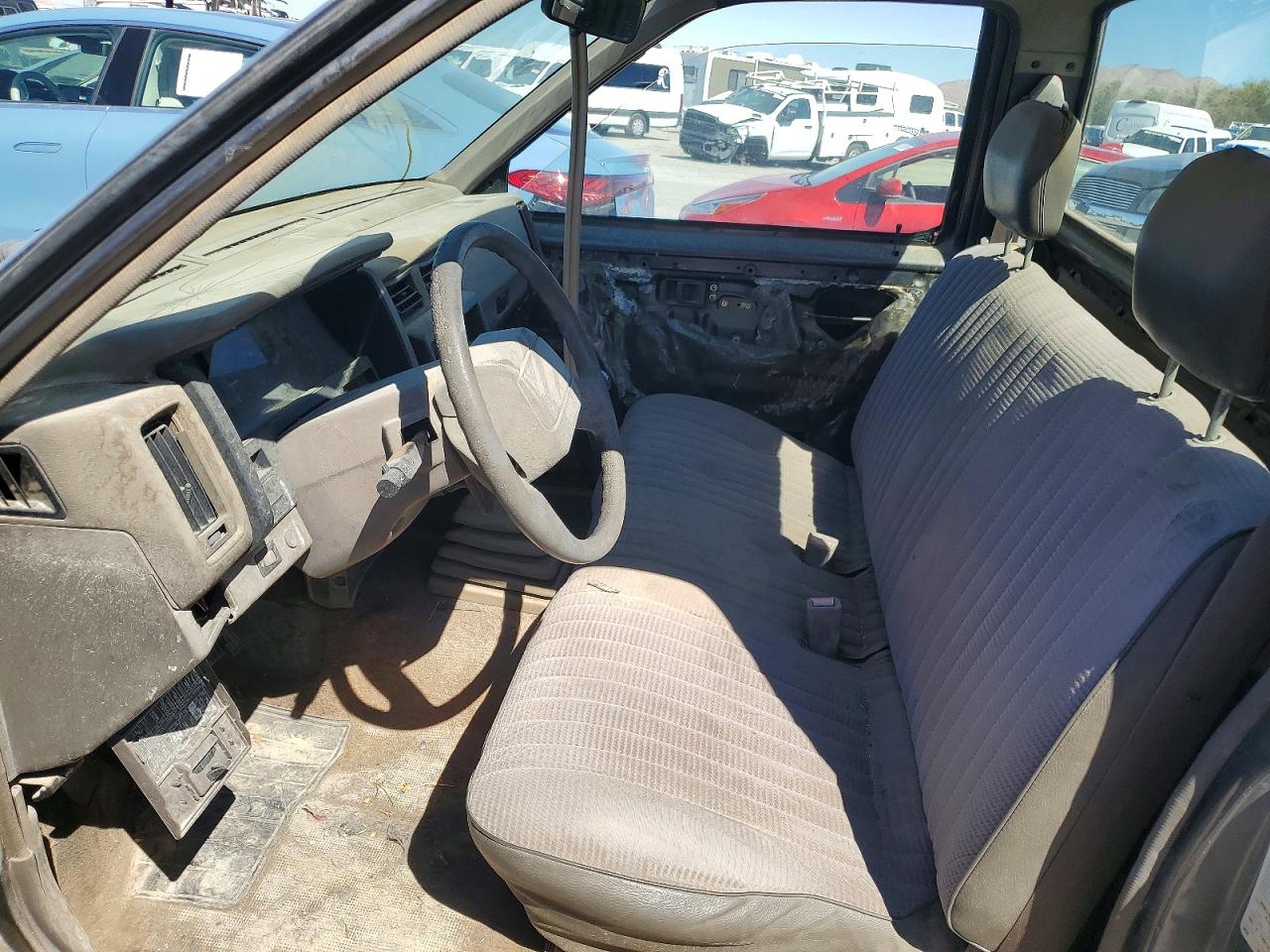 1992 Nissan Truck Base Gray vin: 1N6SD11S1NC338755