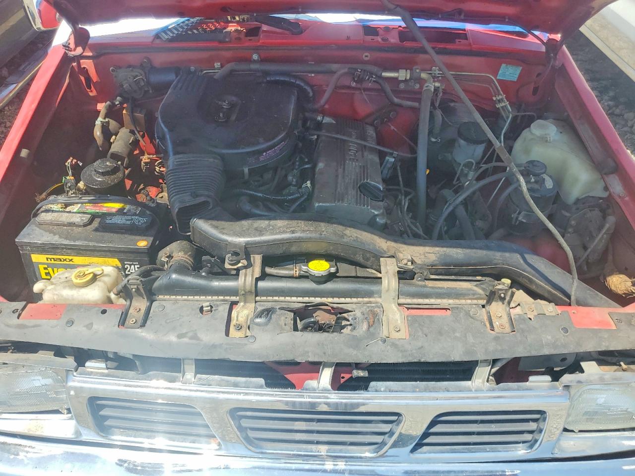 1995 Nissan Truck Base Red vin: 1N6SD11S1SC437832