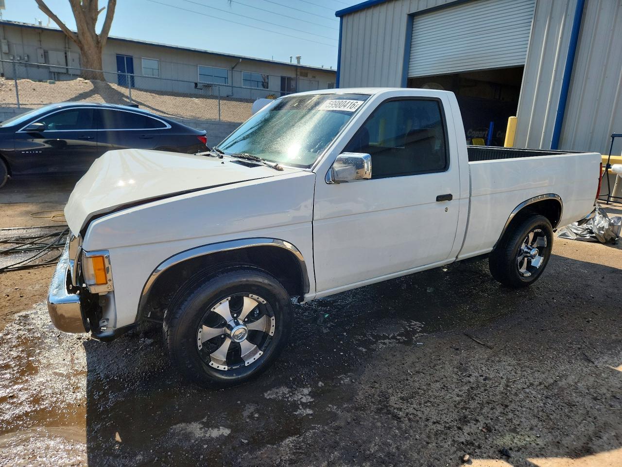 1995 Nissan Truck E/xe White vin: 1N6SD11S1SC467414