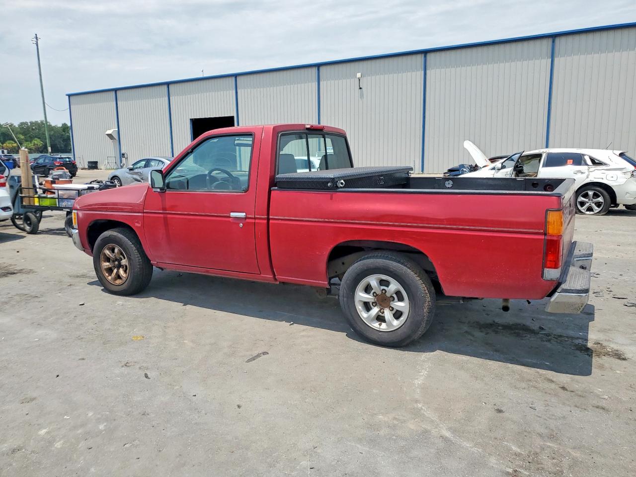 1997 Nissan Truck Base Red vin: 1N6SD11S1VC402356