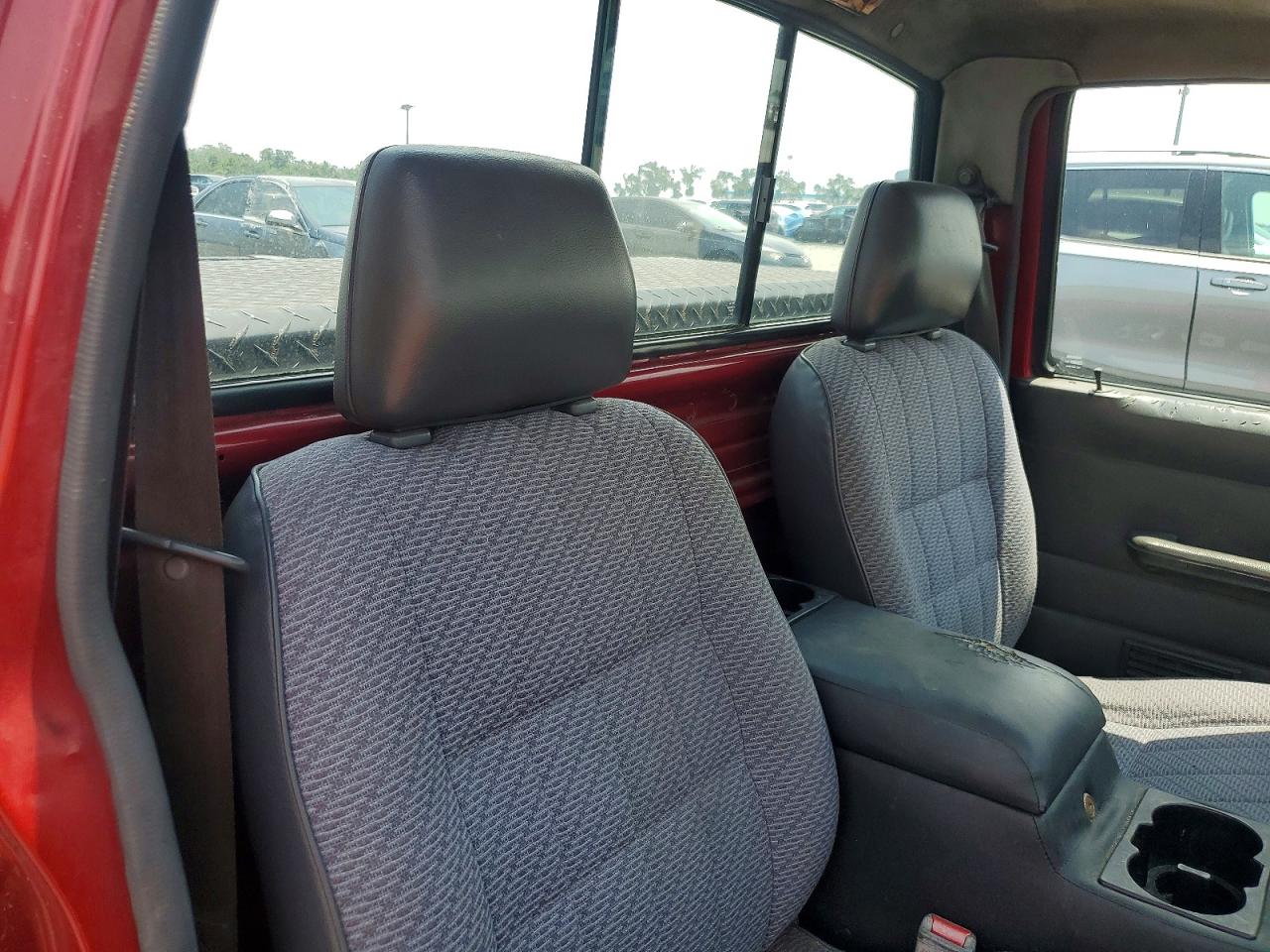 1997 Nissan Truck Base Red vin: 1N6SD11S1VC402356