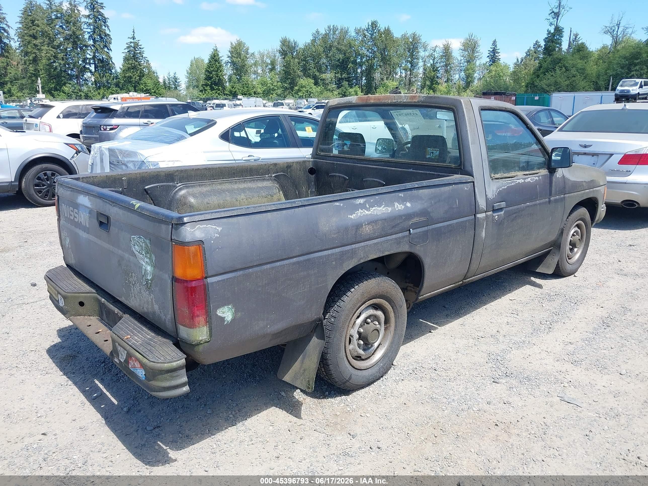1990 Nissan D21 Short Bed Gray vin: 1N6SD11S2LC424931