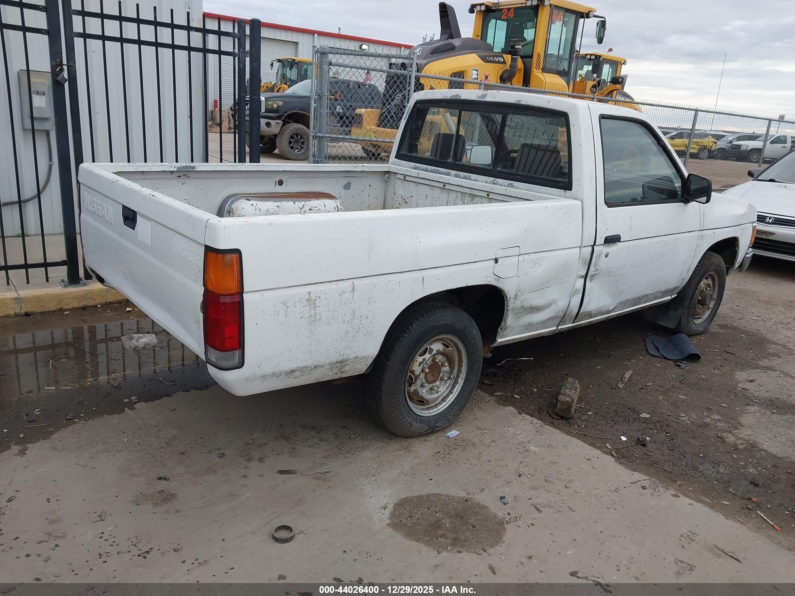 1991 Nissan Truck Short Wheelbase White vin: 1N6SD11S2MC402297