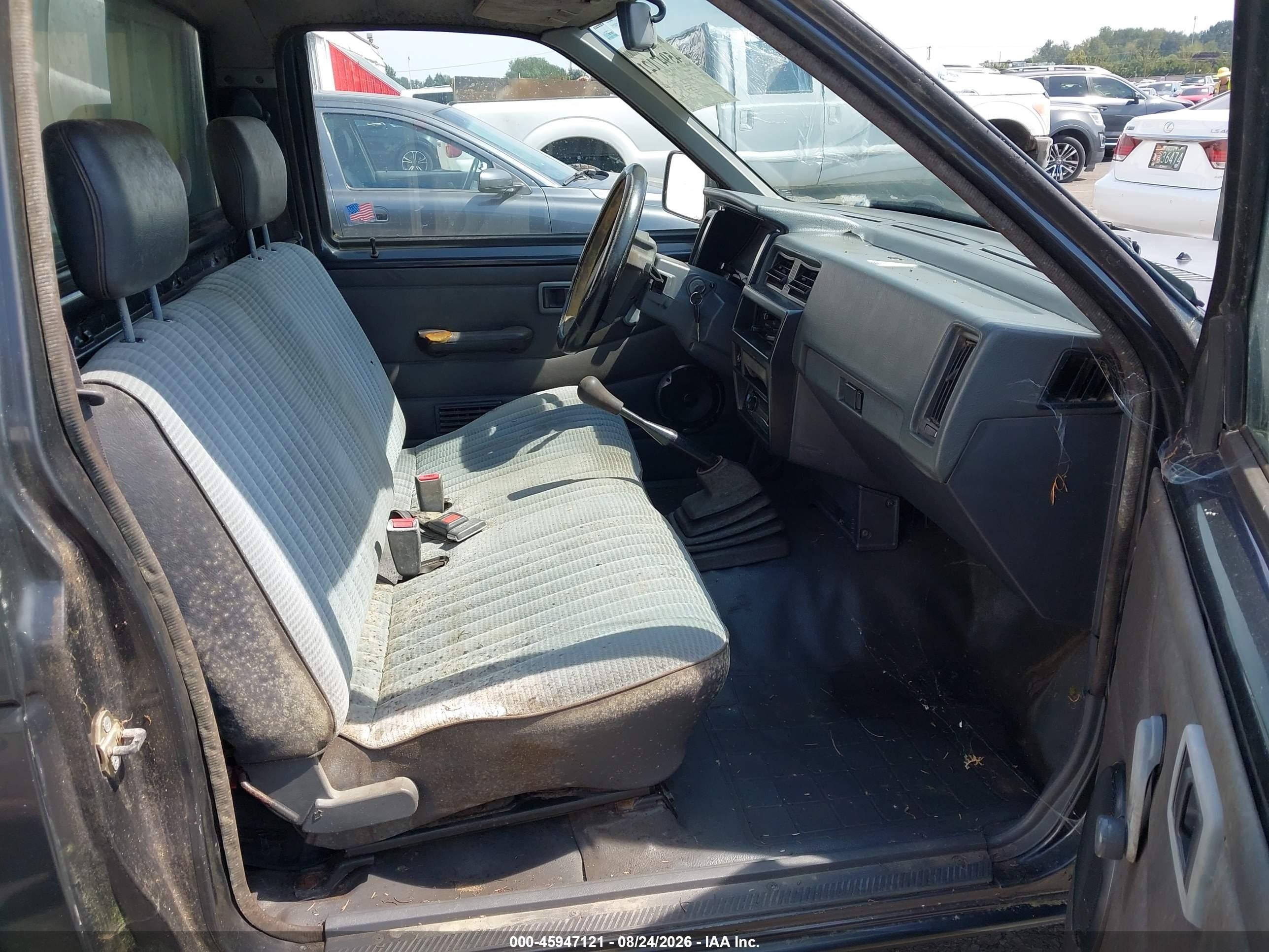 1993 Nissan Truck Short Wheelbase Gray vin: 1N6SD11S2PC396859