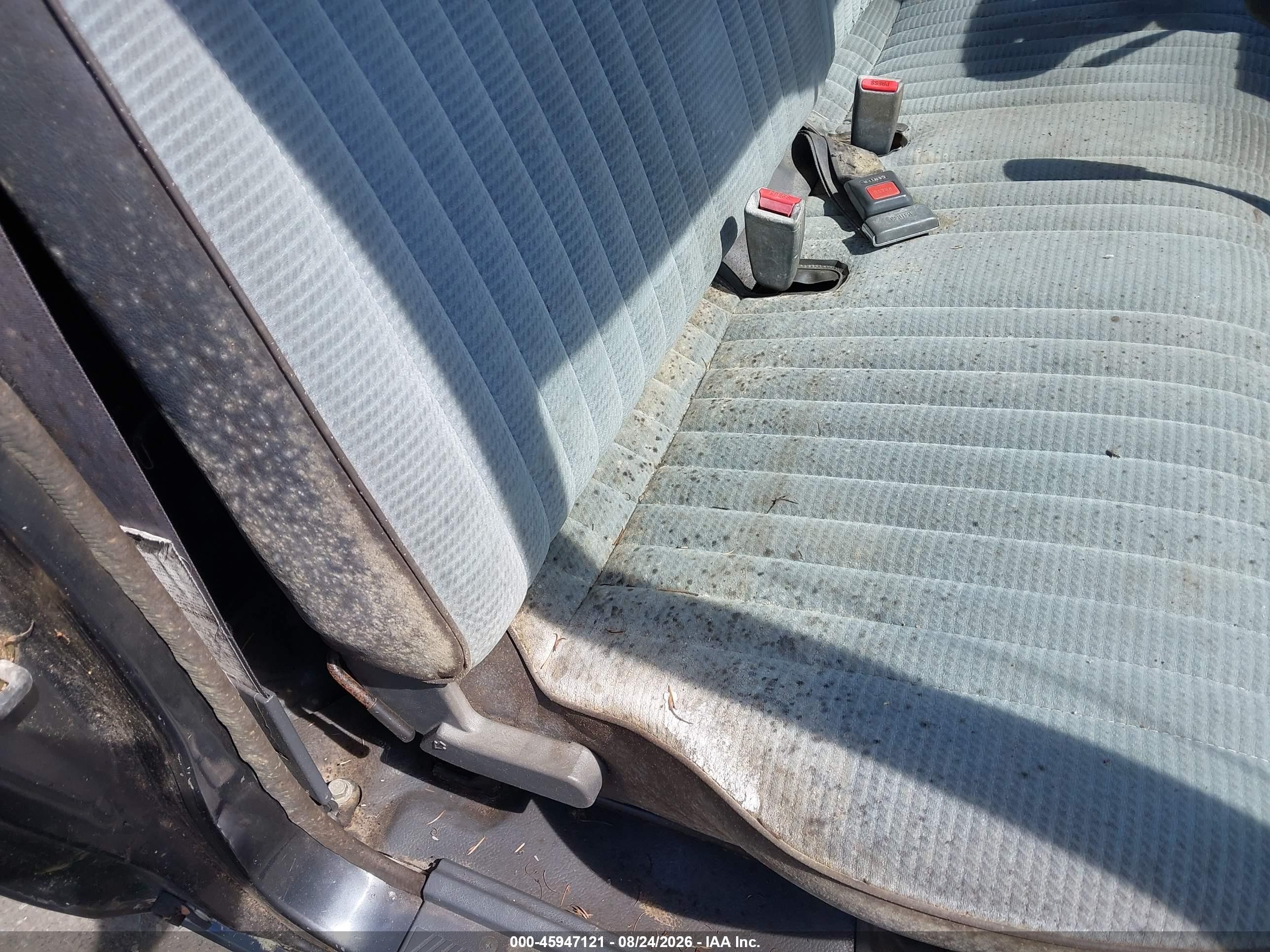 1993 Nissan Truck Short Wheelbase Gray vin: 1N6SD11S2PC396859