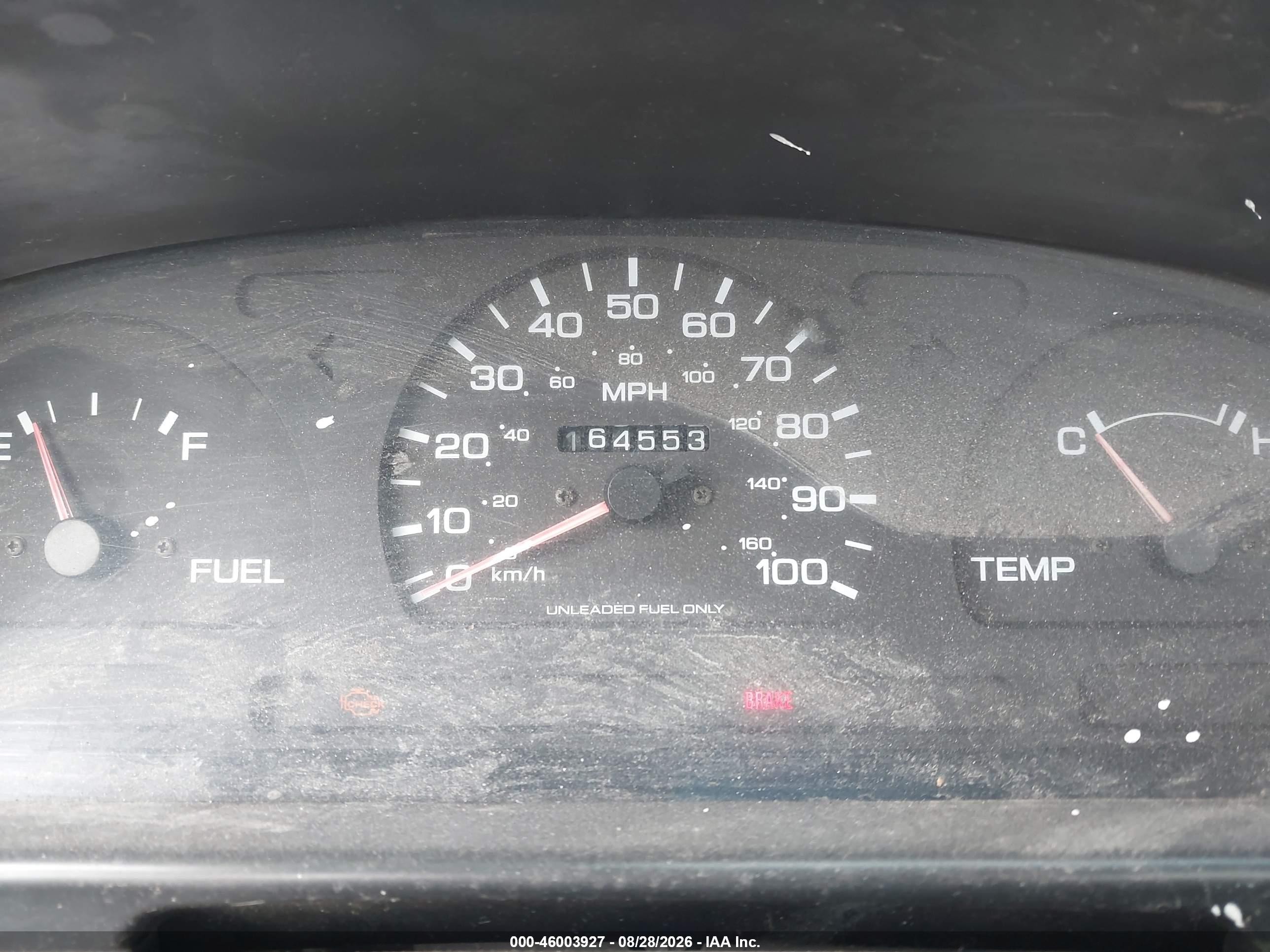 1995 Nissan Truck E/xe Red vin: 1N6SD11S2SC399253
