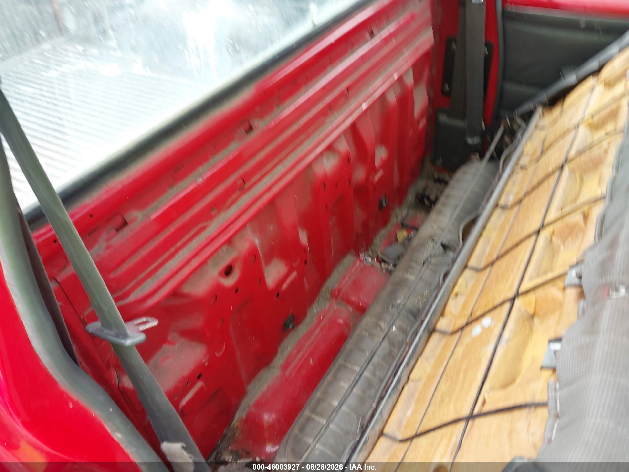 1995 Nissan Truck E/xe Red vin: 1N6SD11S2SC399253