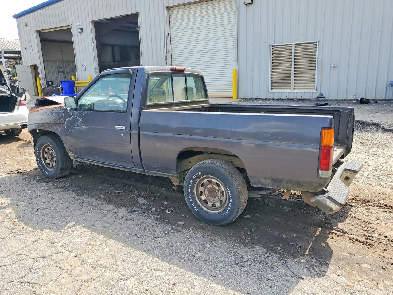 1995 Nissan Truck Base Серый vin: 1N6SD11S2SC417069