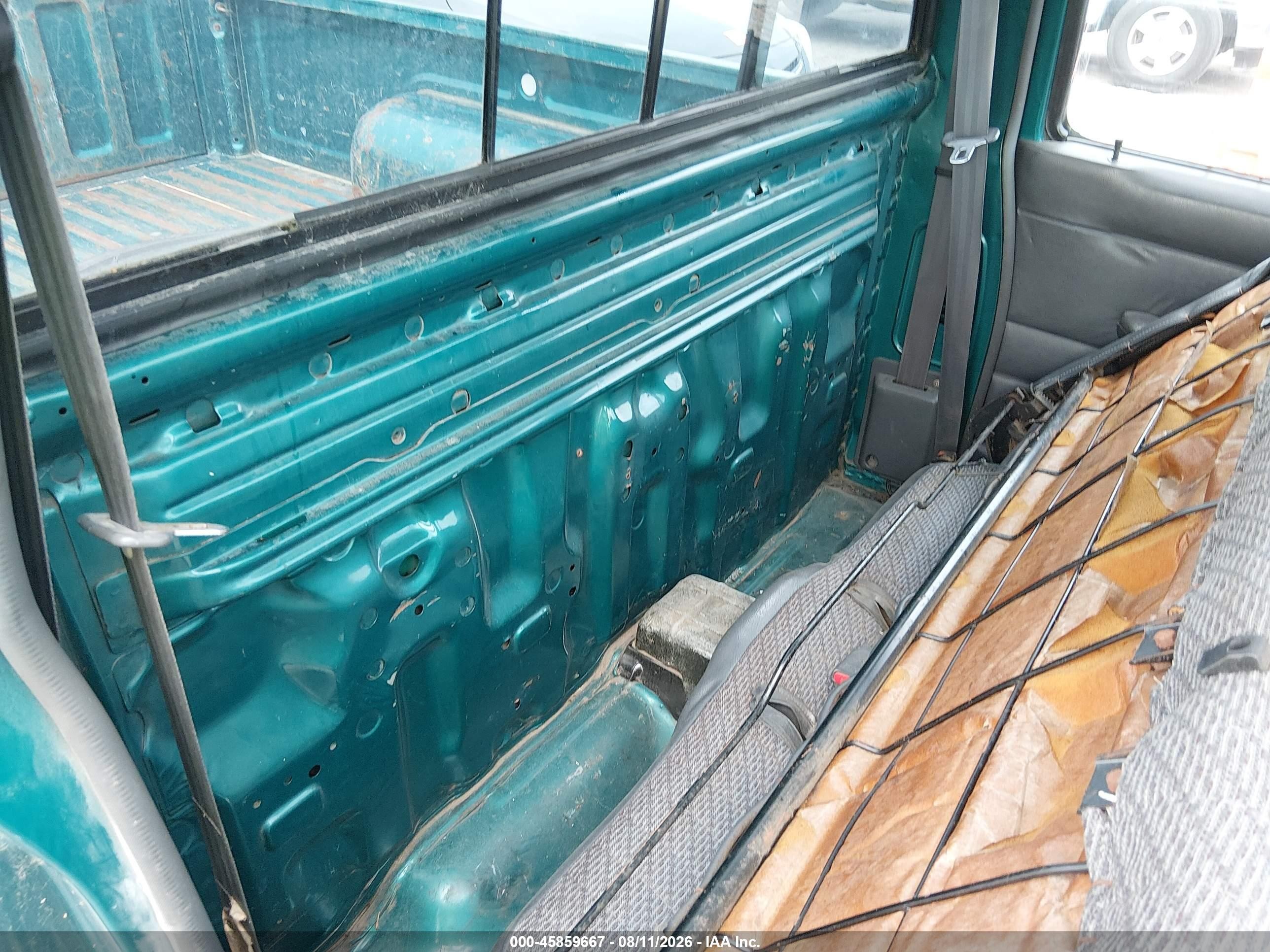 1997 Nissan 4x2 Truck Xe Green vin: 1N6SD11S2VC370145