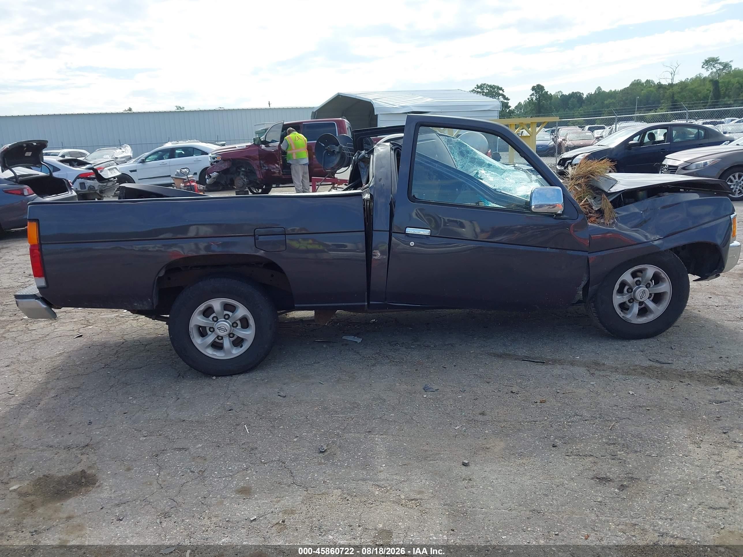 1997 Nissan 4x2 Truck Xe Gray vin: 1N6SD11S2VC387754