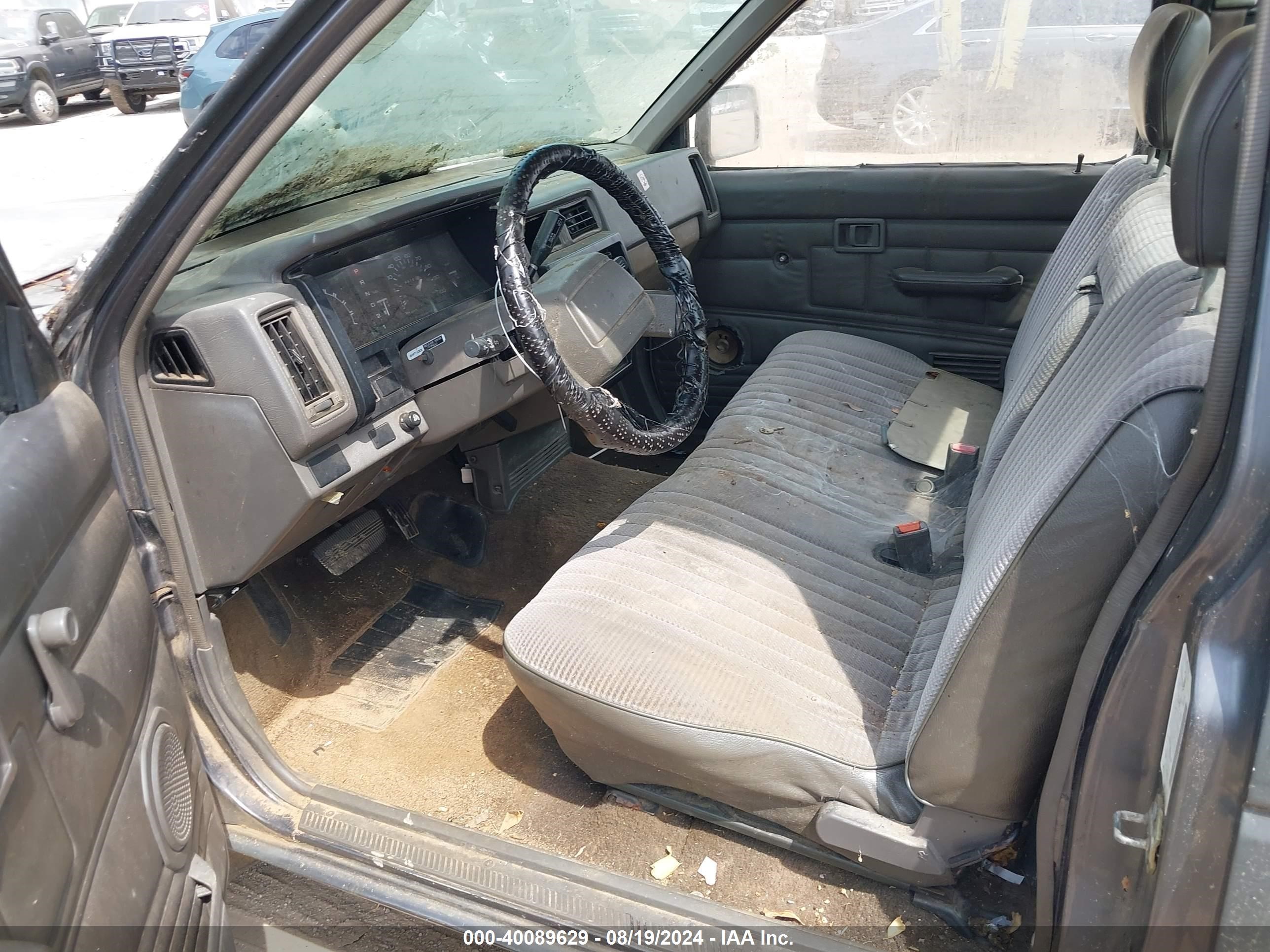 1991 Nissan Truck Short Wheelbase Серый vin: 1N6SD11S3MC397188