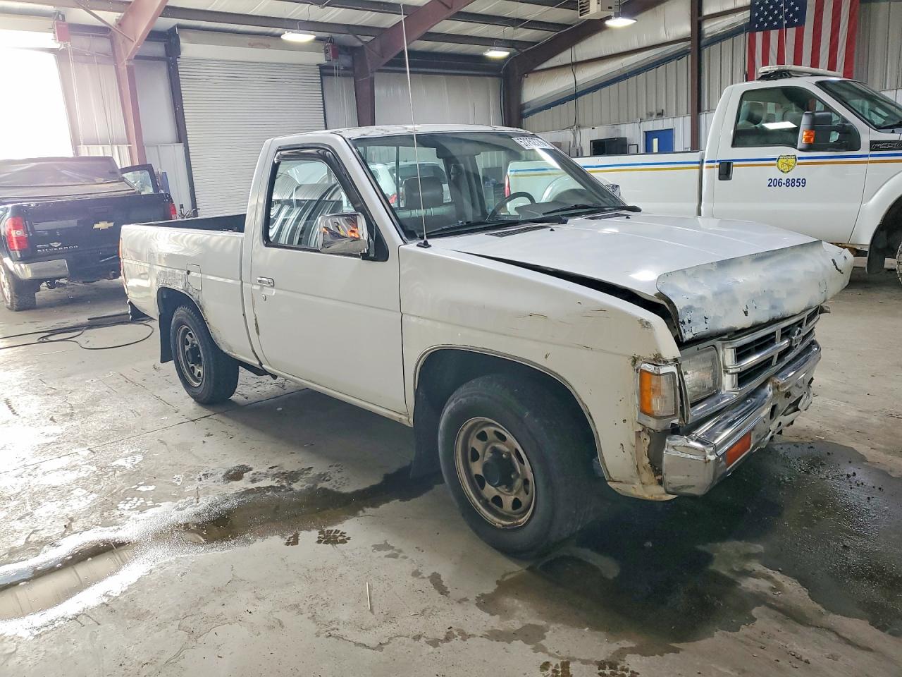 1992 Nissan Truck Short Wheelbase Белый vin: 1N6SD11S3NC304199