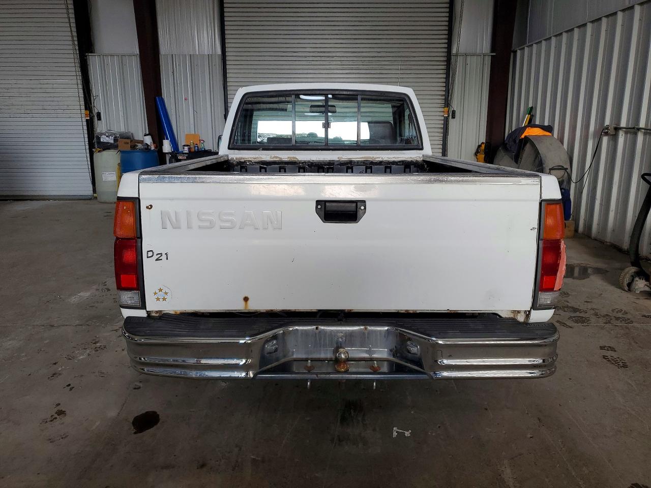 1992 Nissan Truck Short Wheelbase Белый vin: 1N6SD11S3NC304199