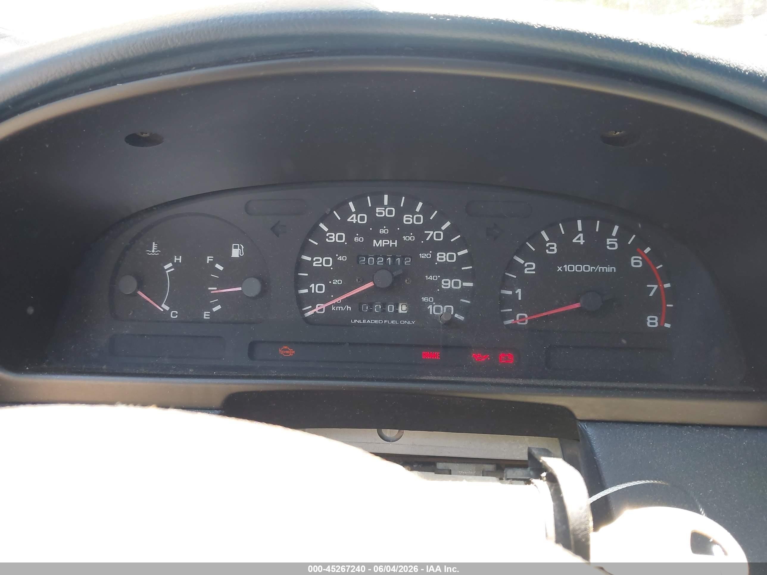 1995 Nissan Truck E/xe White vin: 1N6SD11S3SC377231