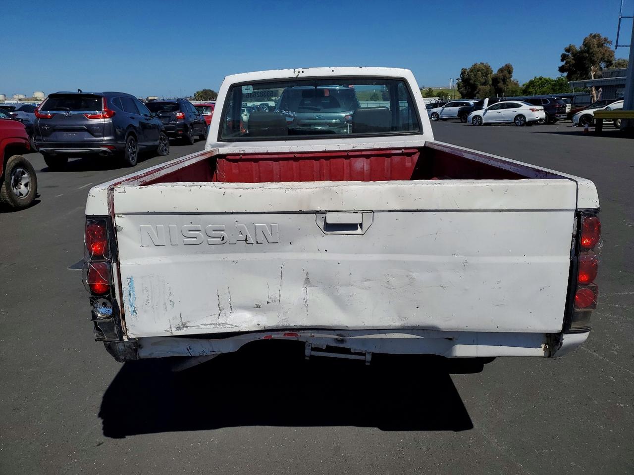1996 Nissan Truck Base White vin: 1N6SD11S3TC377540