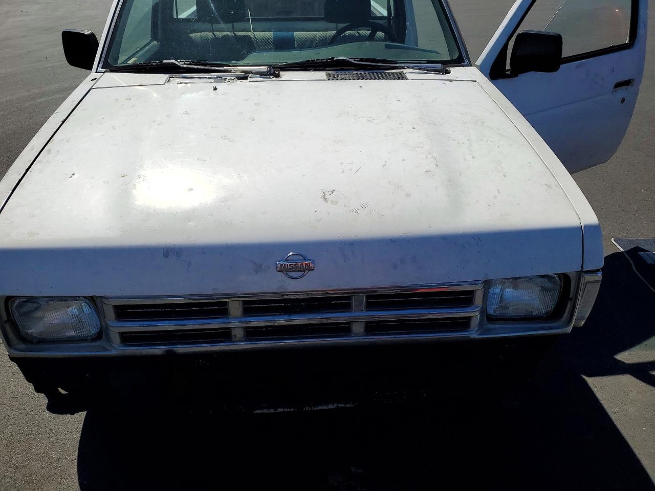 1996 Nissan Truck Base White vin: 1N6SD11S3TC377540