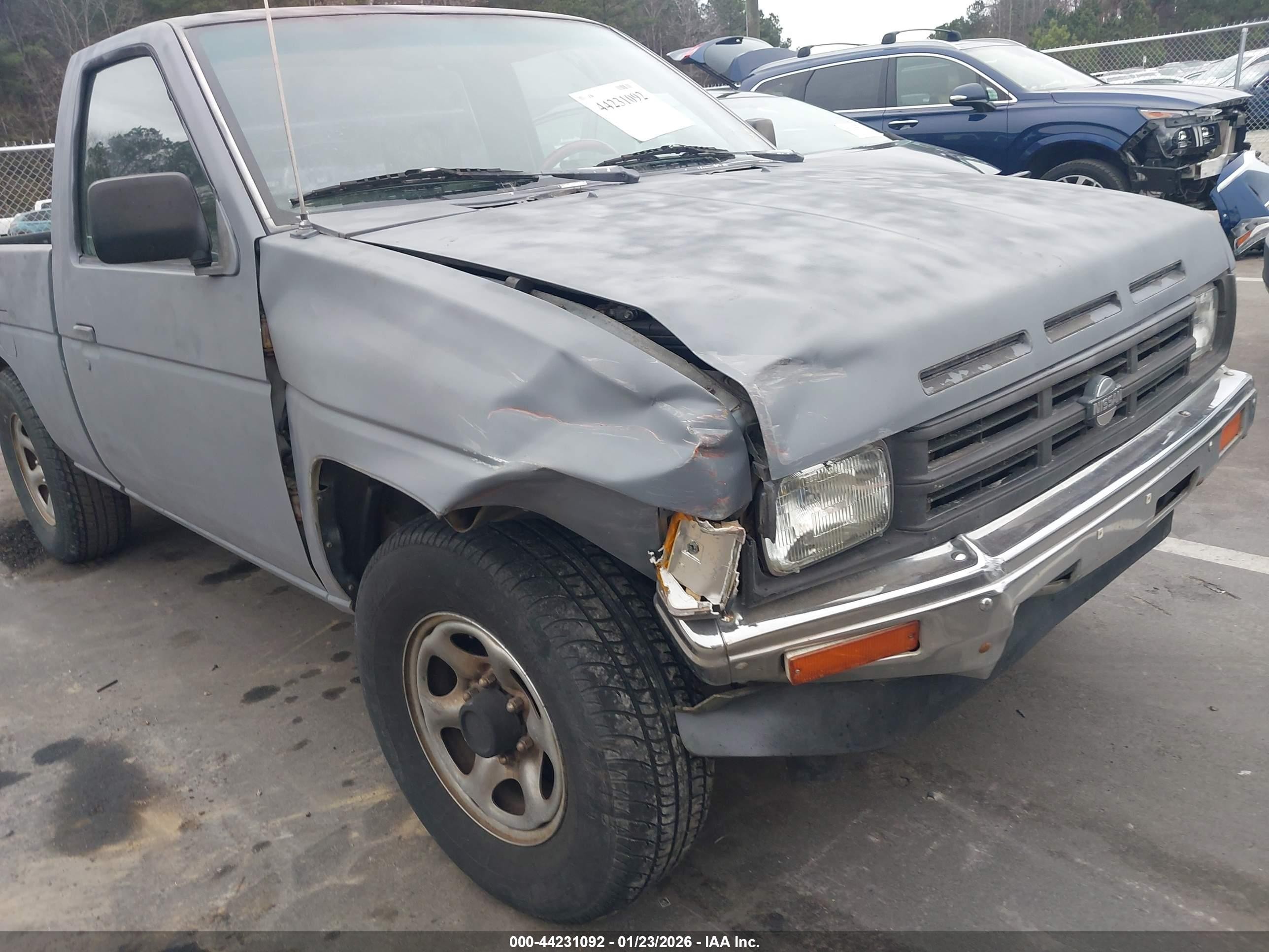 1990 Nissan D21 Short Bed Gray vin: 1N6SD11S4LC349827