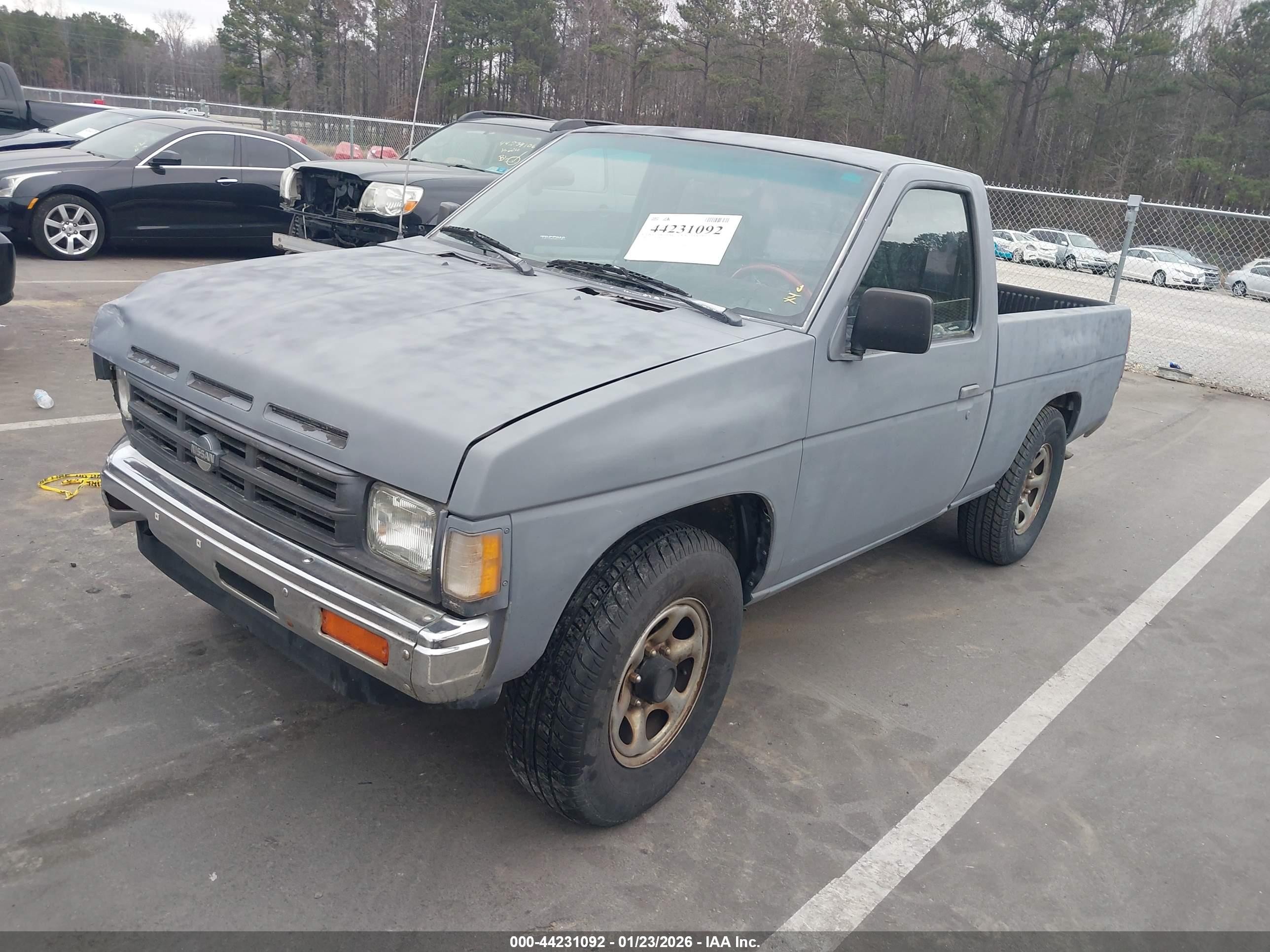 1990 Nissan D21 Short Bed Gray vin: 1N6SD11S4LC349827