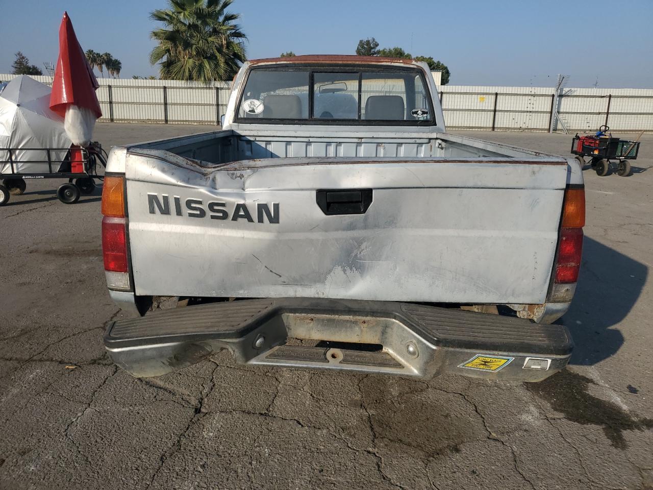 1991 Nissan Truck Short Wheelbase Silver vin: 1N6SD11S4MC306509