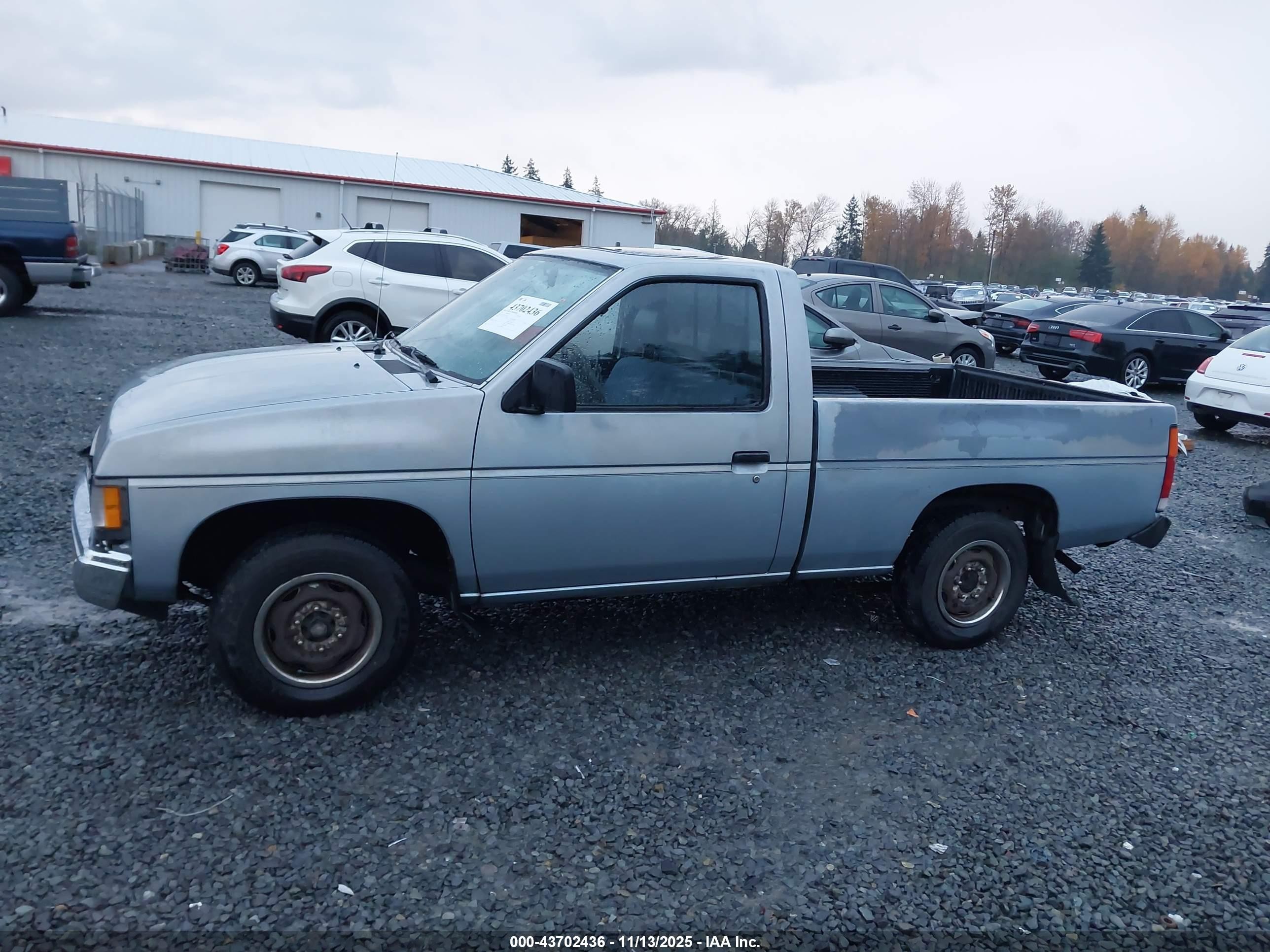 1991 Nissan Truck Short Wheelbase Light Blue vin: 1N6SD11S4MC327229