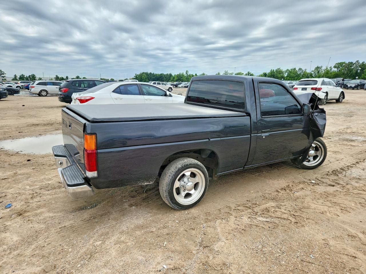 1993 Nissan Truck Short Wheelbase Gray vin: 1N6SD11S4PC342494
