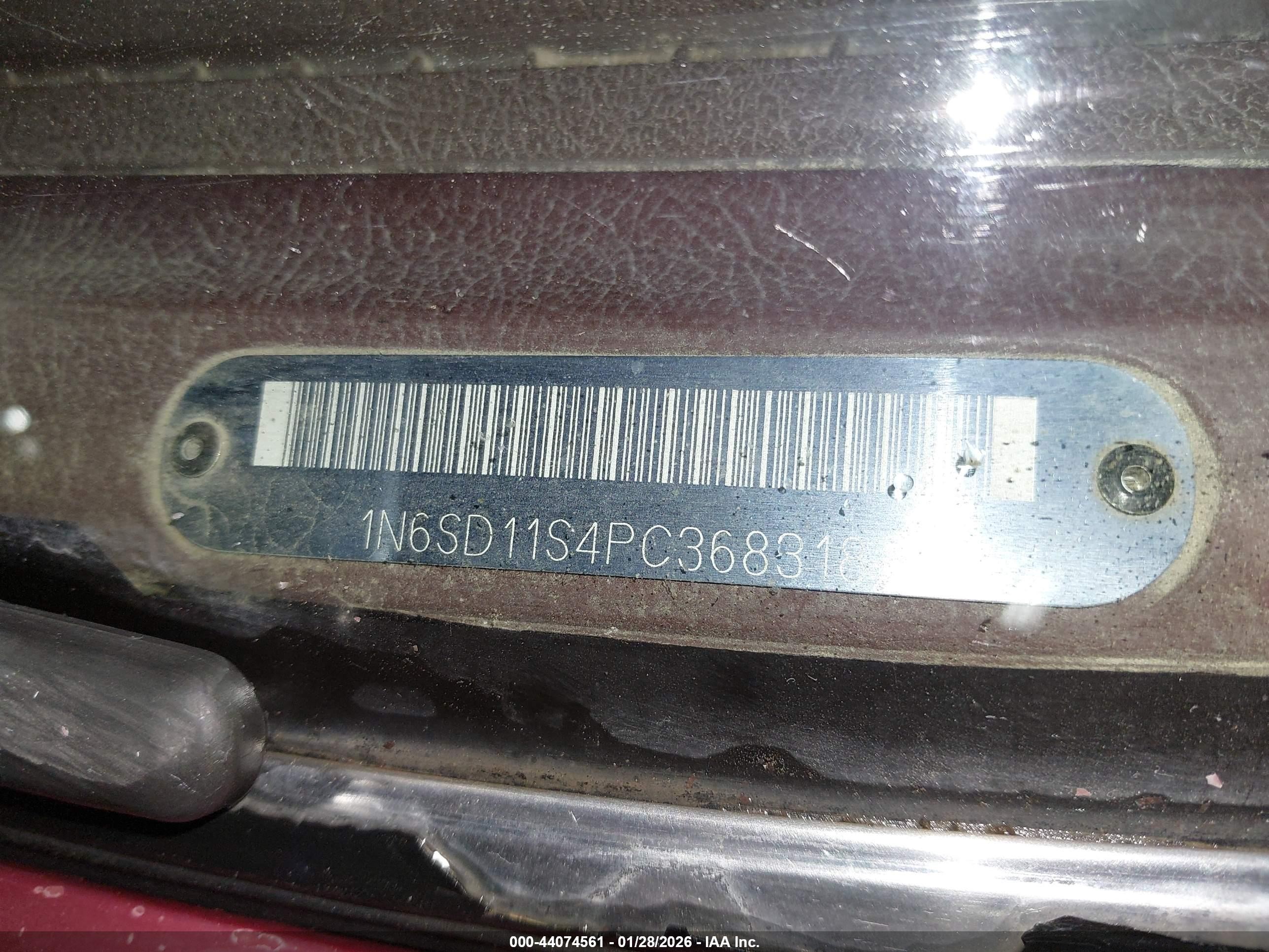 1993 Nissan Truck Short Wheelbase Красный vin: 1N6SD11S4PC368318