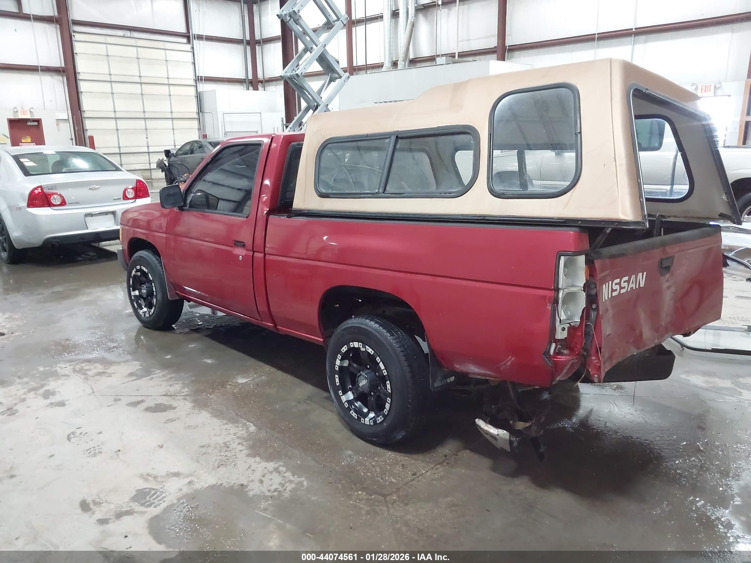 1993 Nissan Truck Short Wheelbase Красный vin: 1N6SD11S4PC368318