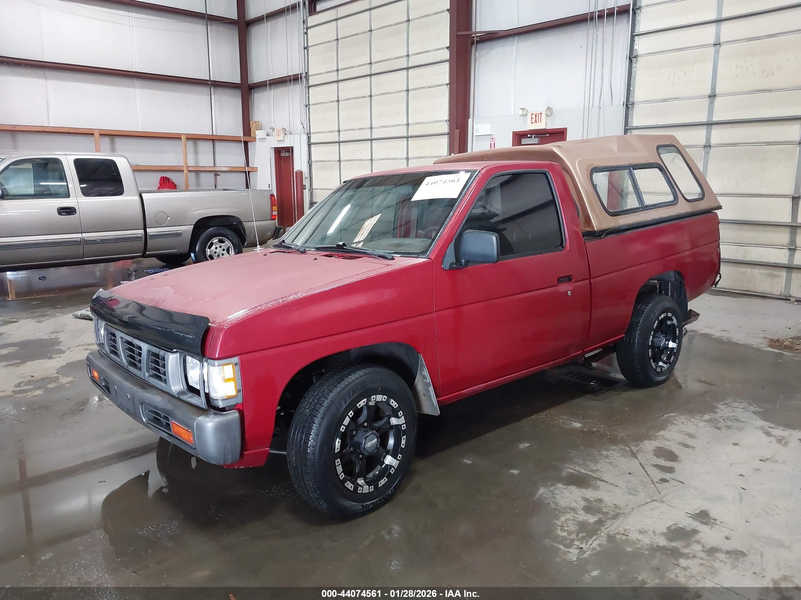 1993 Nissan Truck Short Wheelbase Красный vin: 1N6SD11S4PC368318