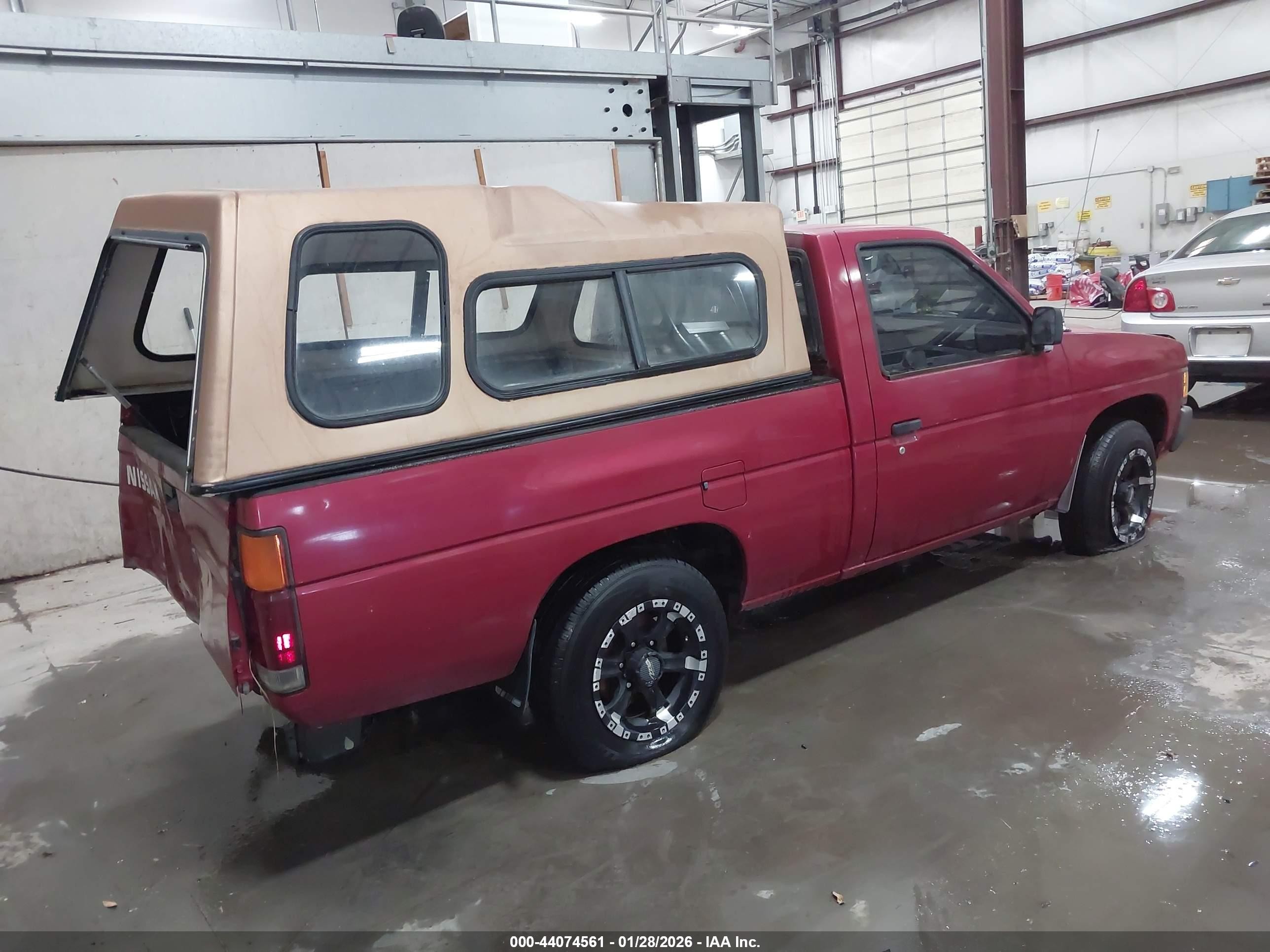 1993 Nissan Truck Short Wheelbase Красный vin: 1N6SD11S4PC368318