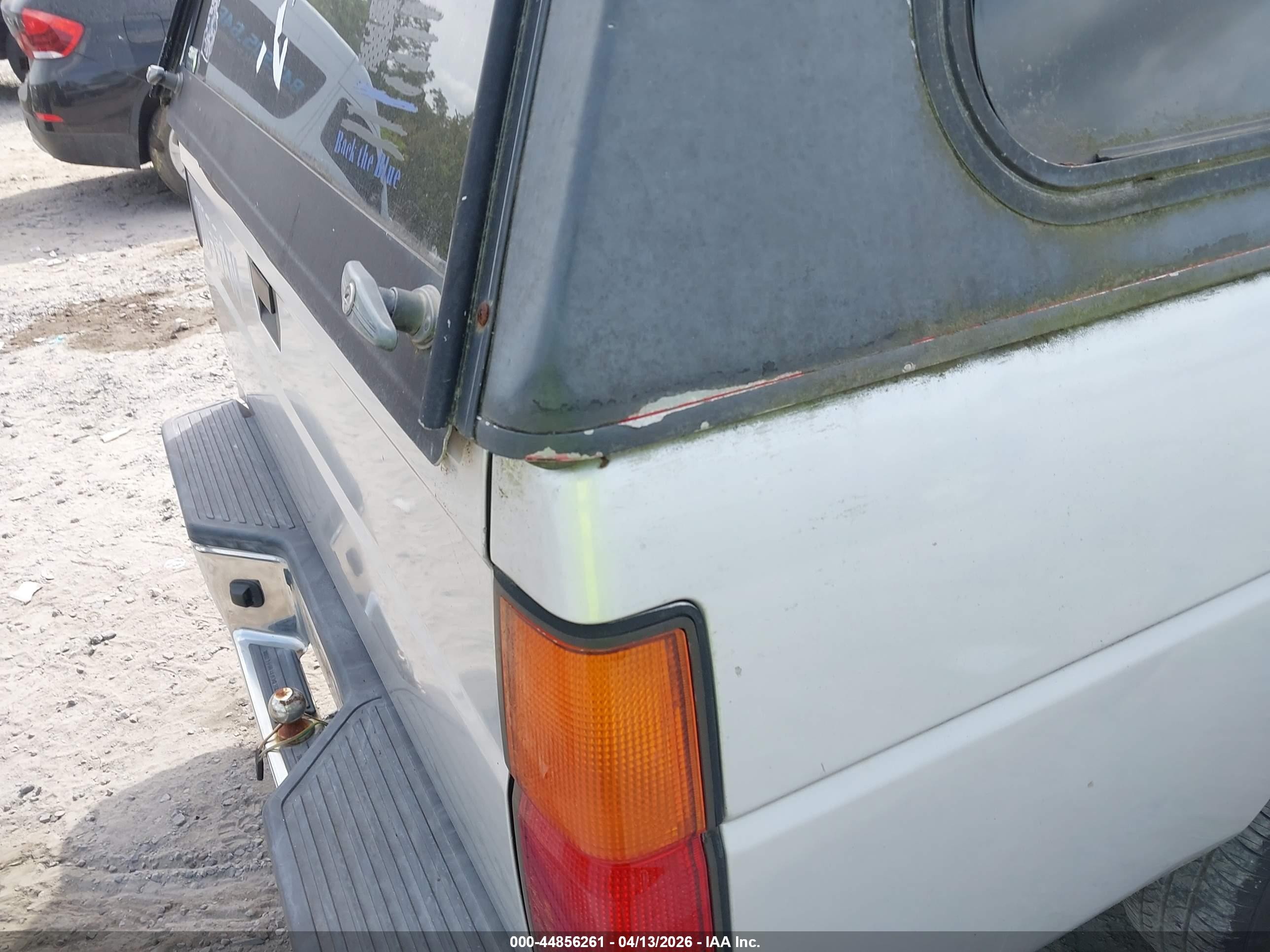 1993 Nissan Truck Short Wheelbase Silver vin: 1N6SD11S4PC373597
