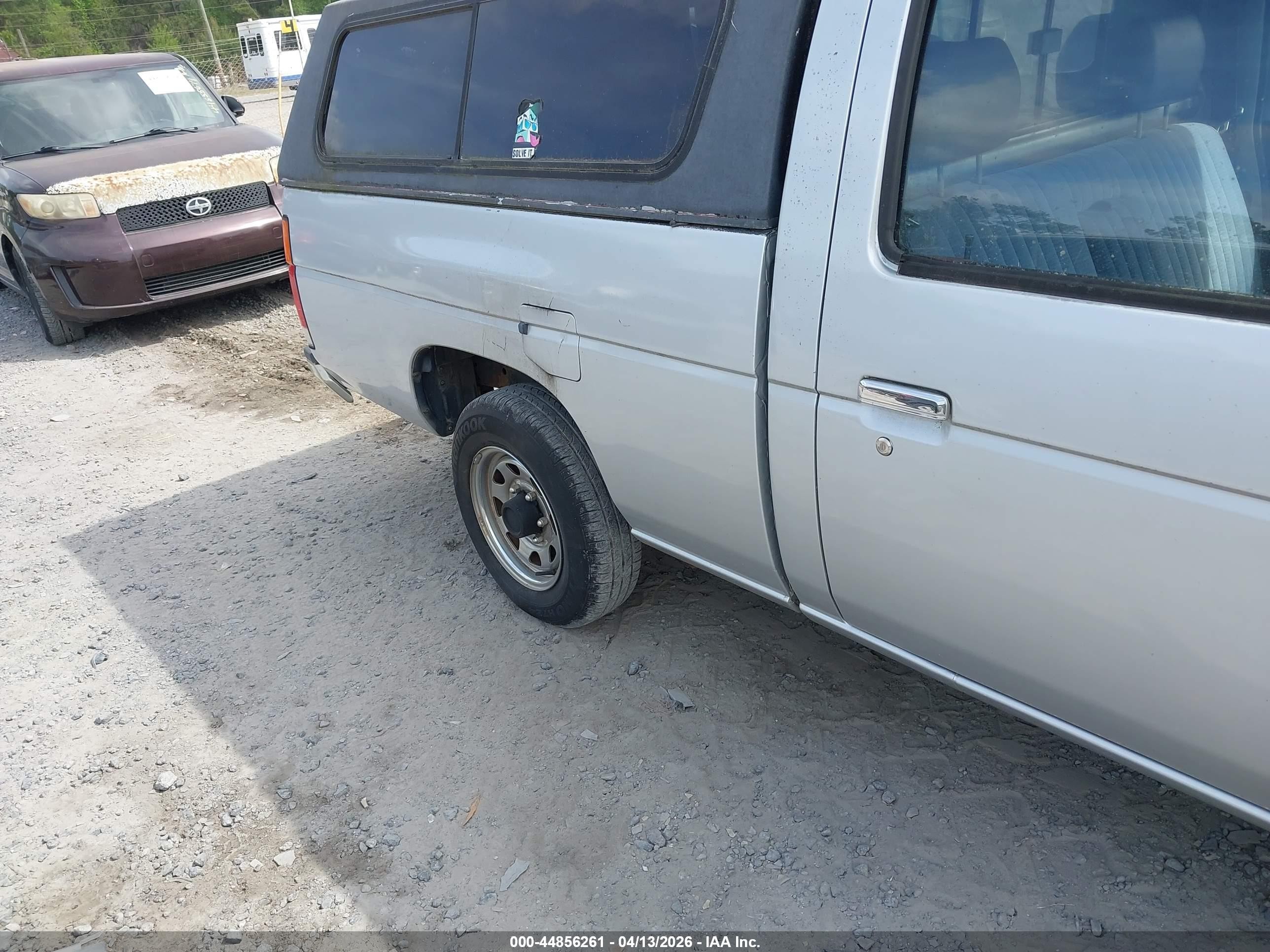 1993 Nissan Truck Short Wheelbase Silver vin: 1N6SD11S4PC373597