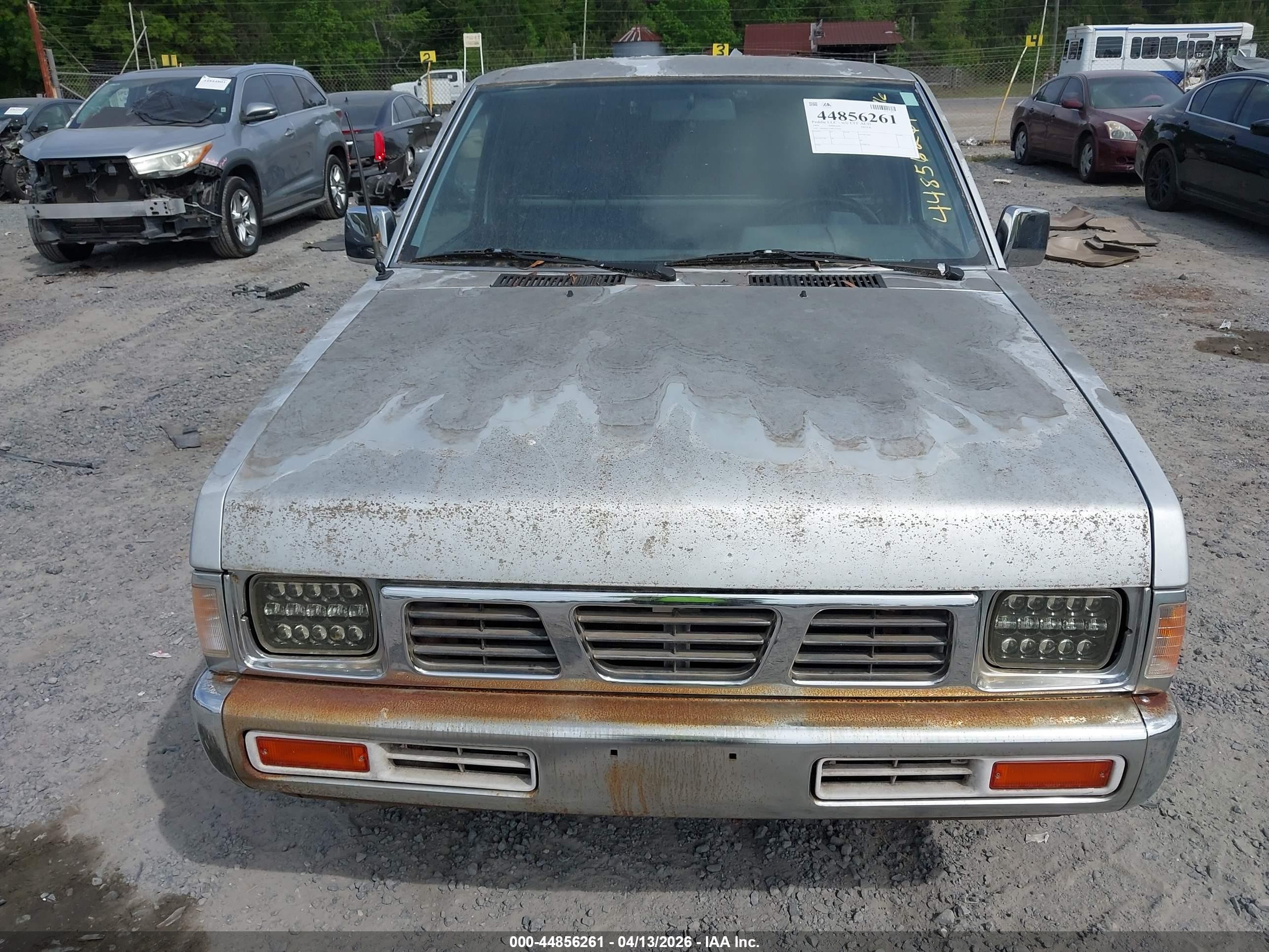 1993 Nissan Truck Short Wheelbase Silver vin: 1N6SD11S4PC373597