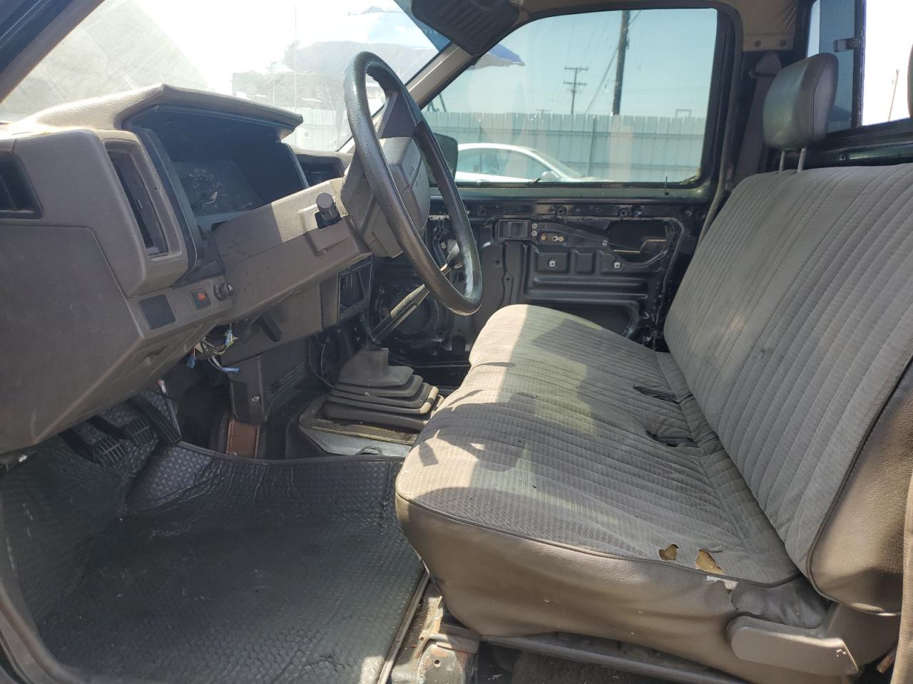 1990 Nissan D21 Short Bed Black vin: 1N6SD11S5LC350520