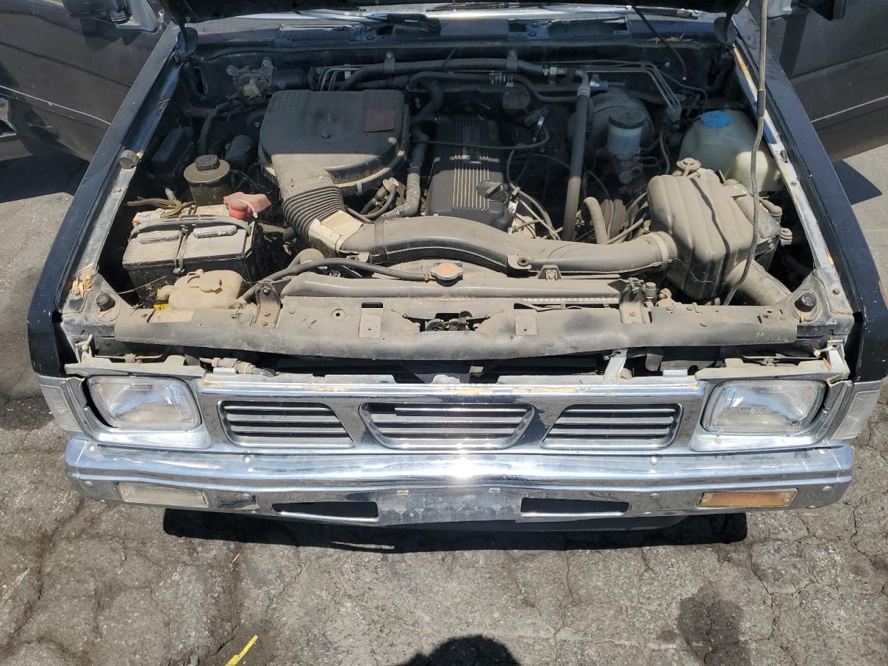 1990 Nissan D21 Short Bed Black vin: 1N6SD11S5LC350520